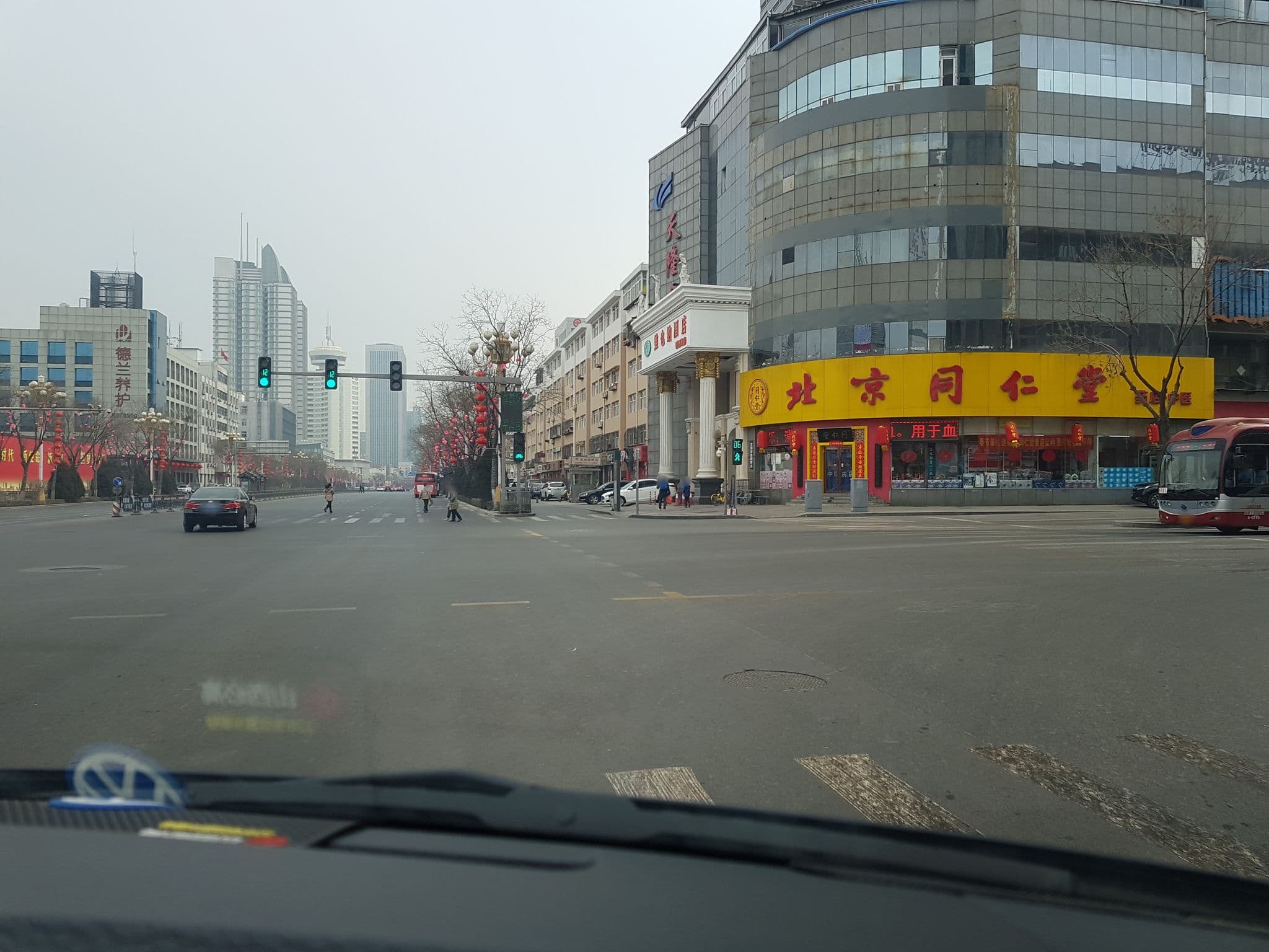 Street view near Vienna Hotels, Taiyuan — © zxmon21 (CC BY-SA · Mapillary)