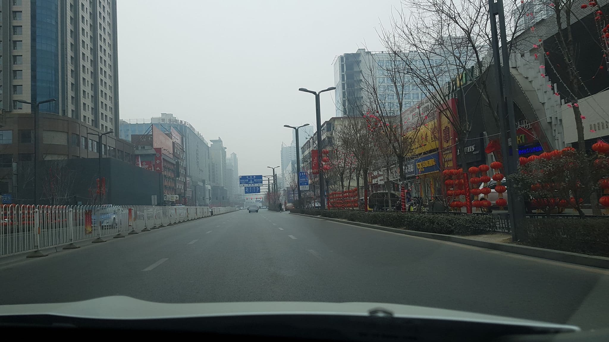 Street view near 太原若亚酒店, Taiyuan — © zxmon21 (CC BY-SA · Mapillary)