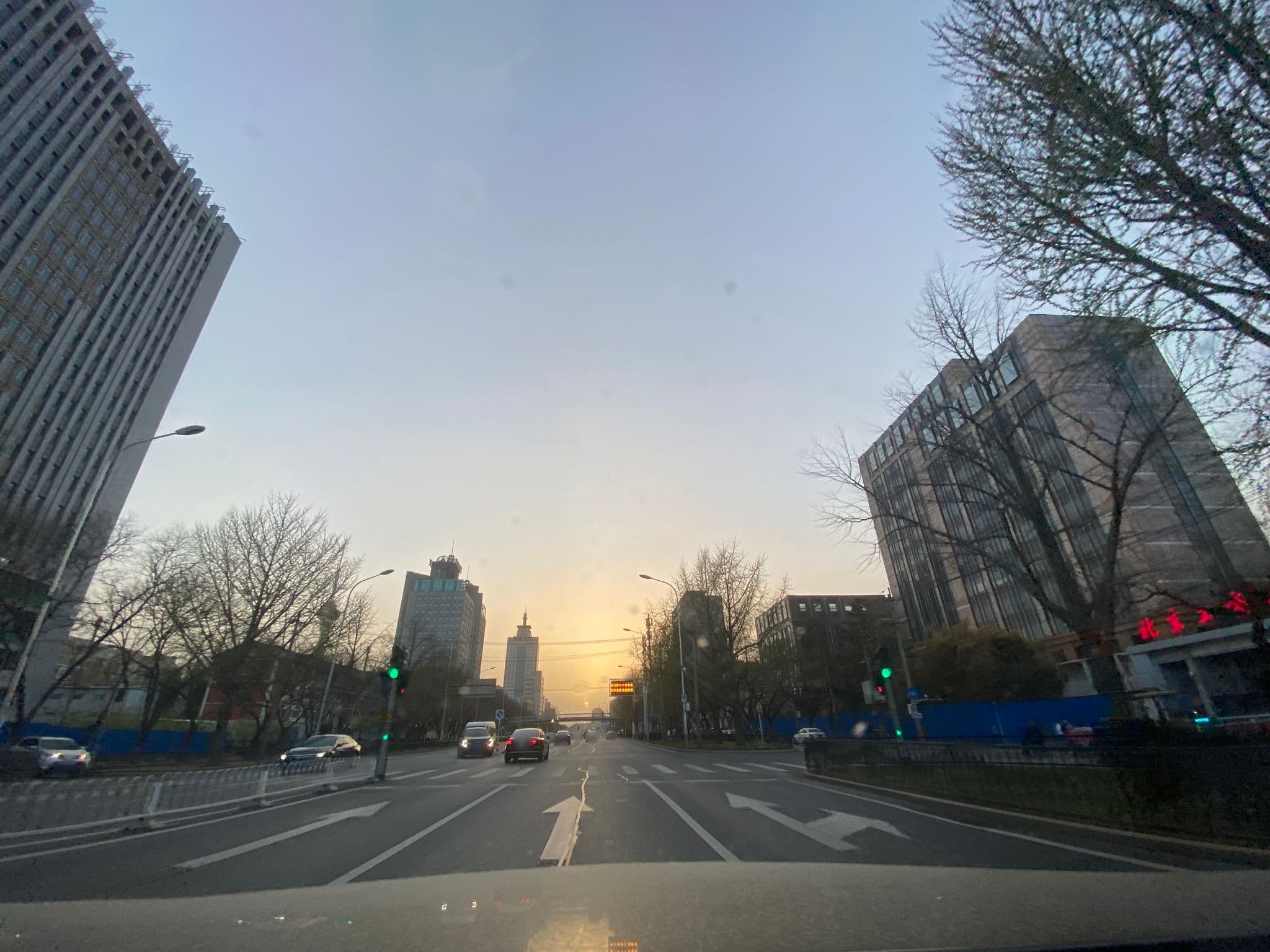 Street view near 航天宾馆, Beijing — © adirricor (CC BY-SA · Mapillary)