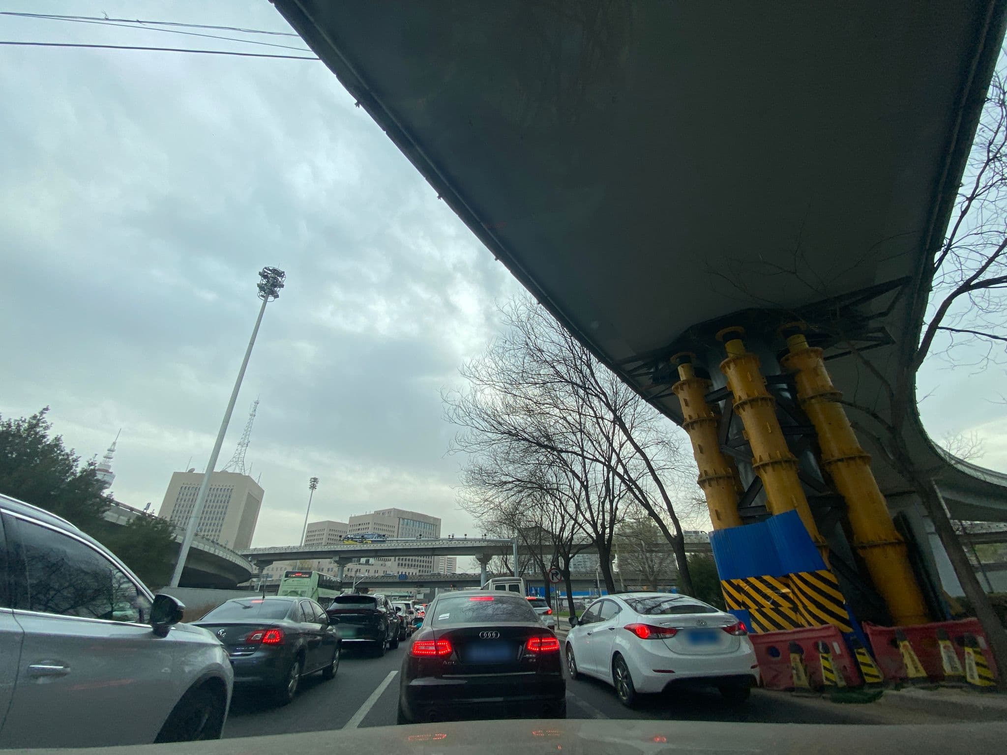 Street view near Room 313, Beijing — © adirricor (CC BY-SA · Mapillary)