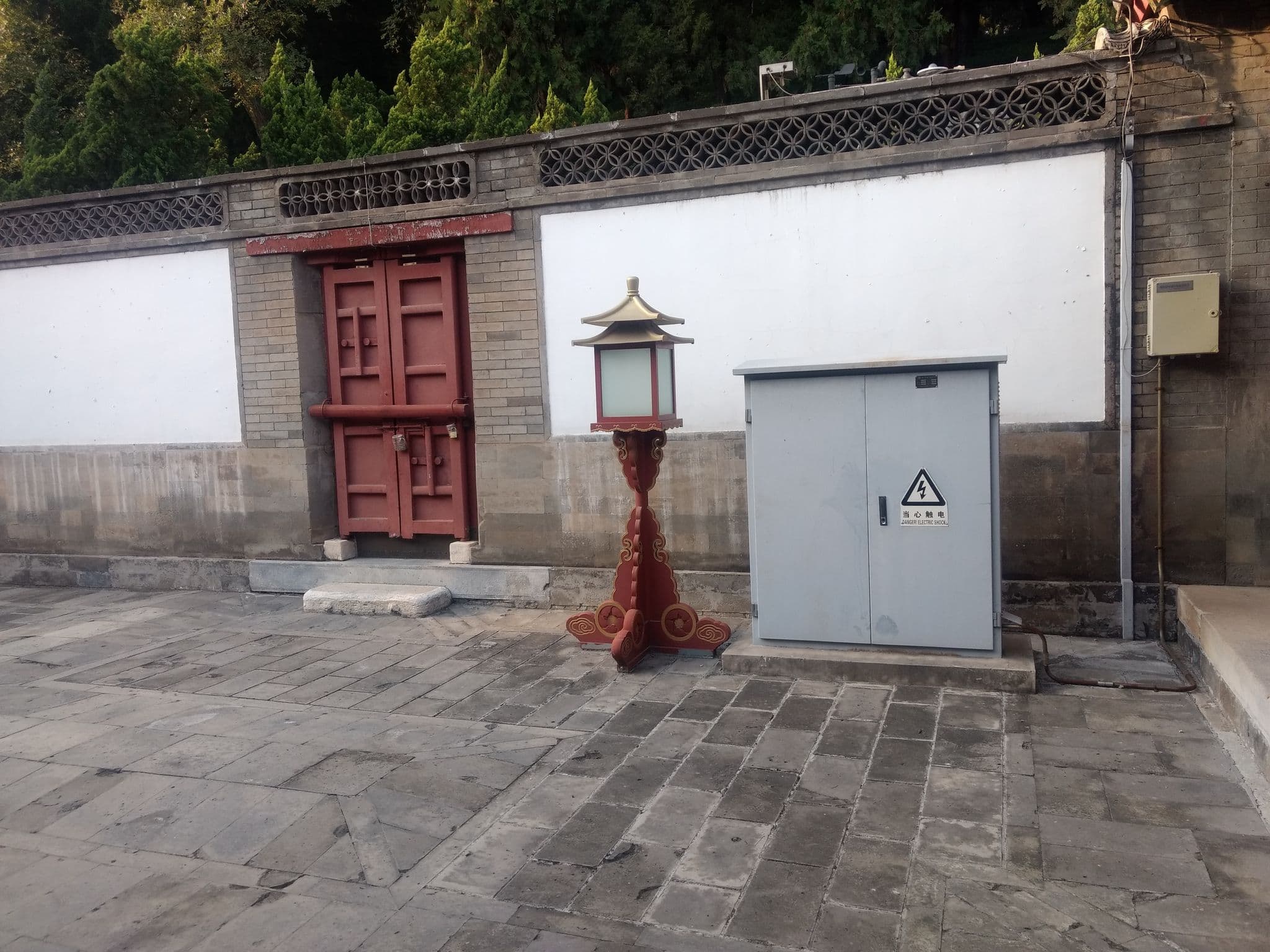 Street view near Swimming Pool, Beijing — © mapeadora (CC BY-SA · Mapillary)