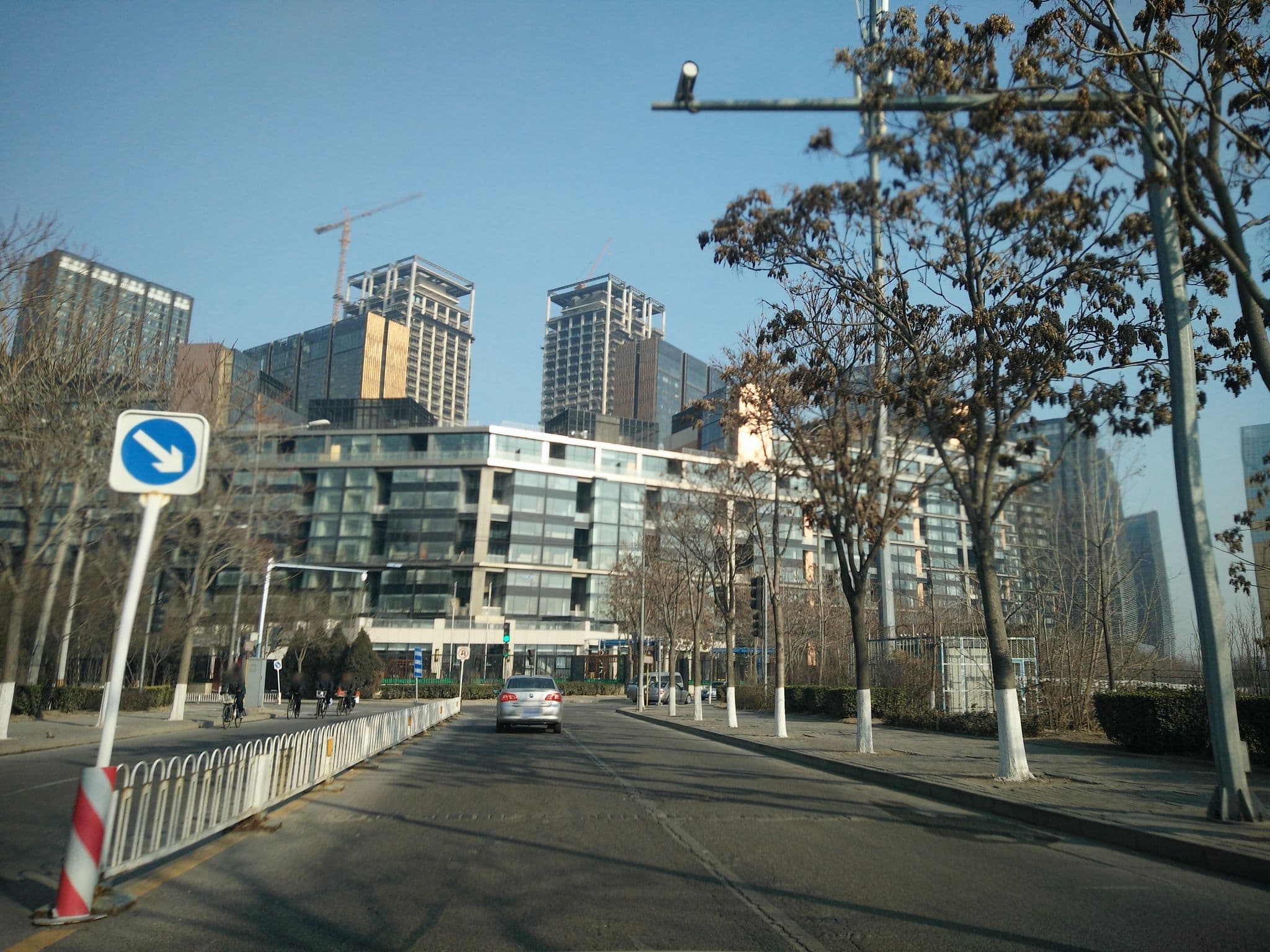 Street view near 亚朵酒店 Atour Hotel, Daxing — © cdch414 (CC BY-SA · Mapillary)