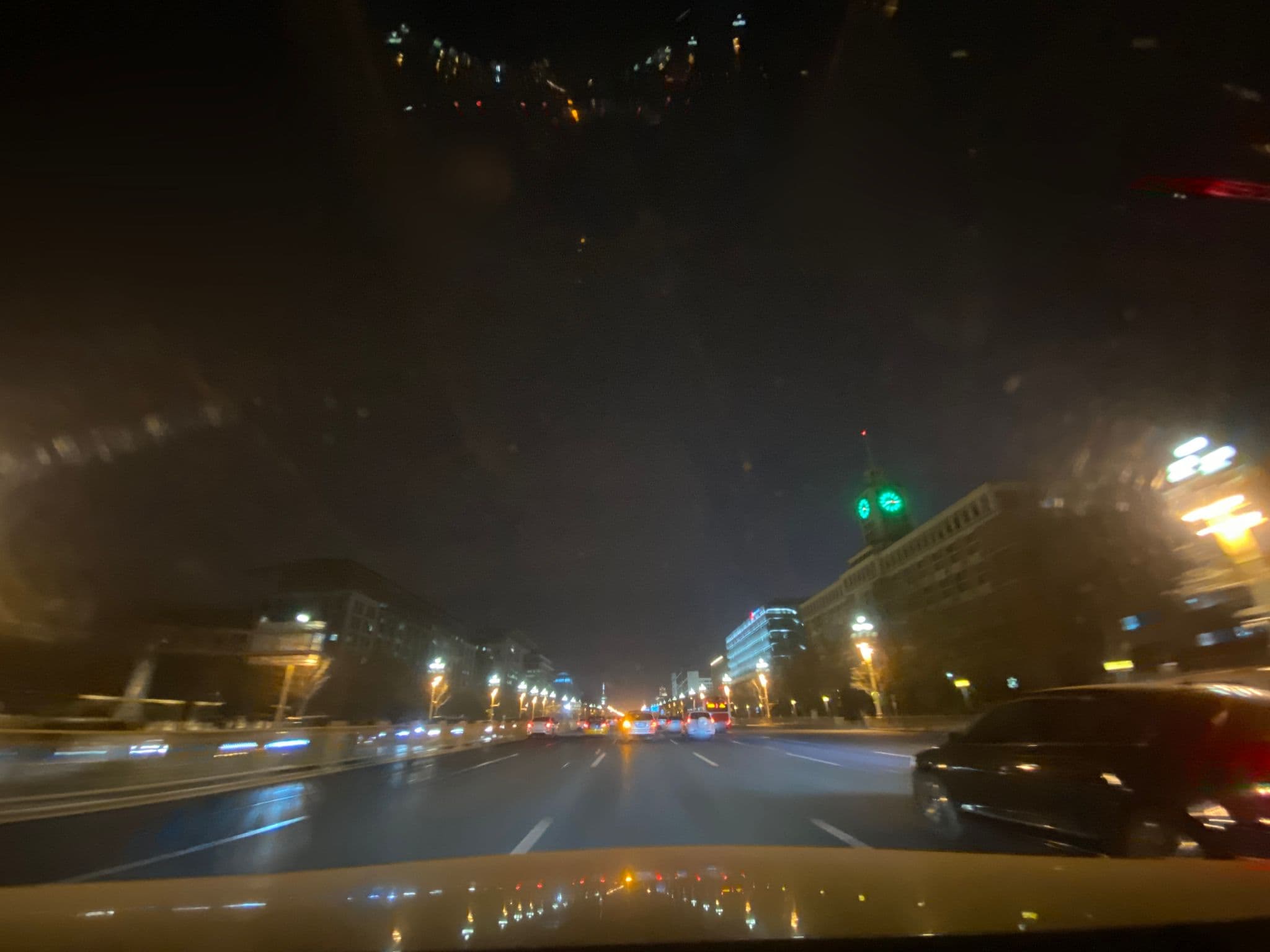 Street view near 華濱國際大酒店, Beijing — © adirricor (CC BY-SA · Mapillary)
