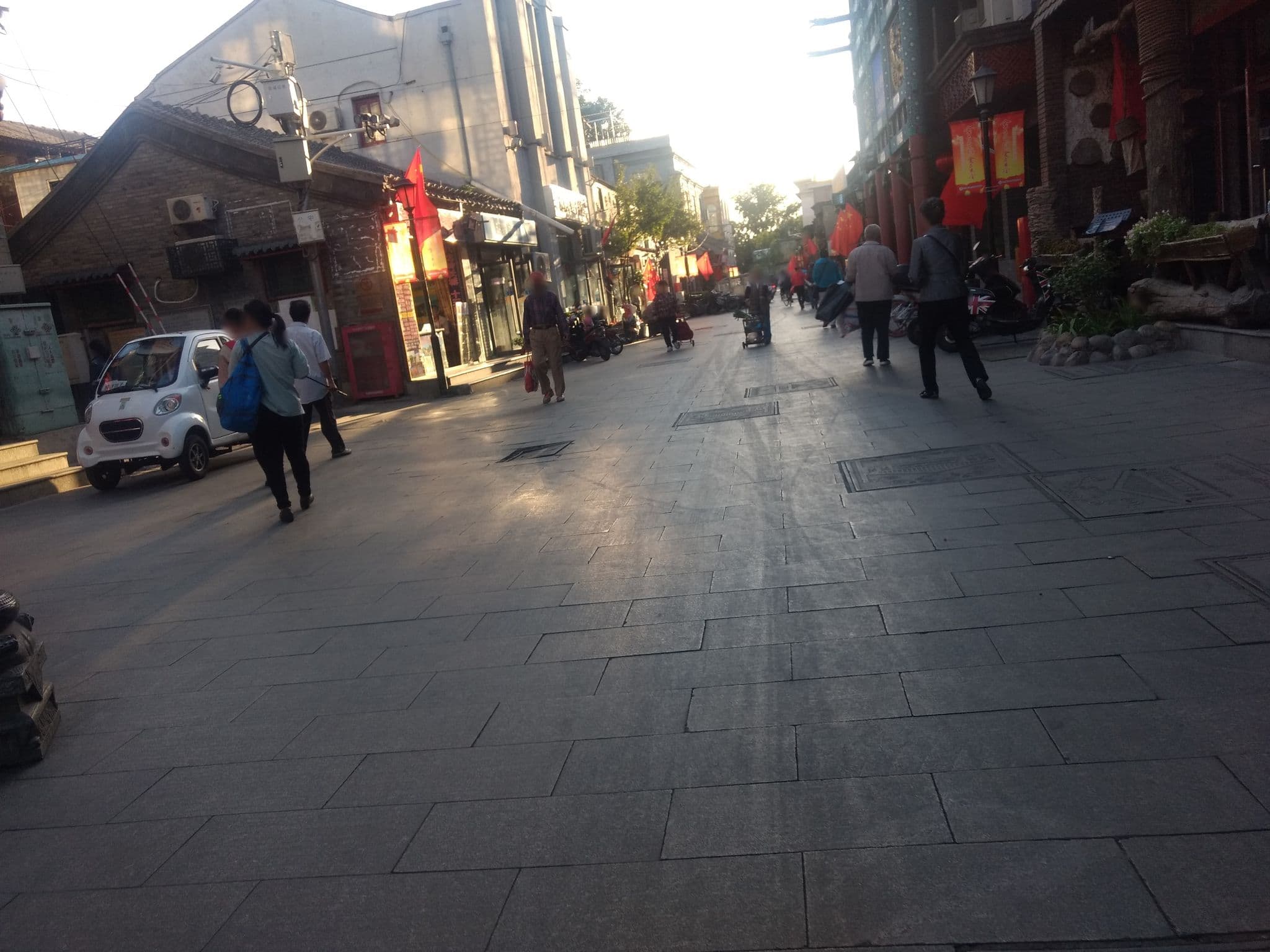 Street view near 365 Inn, Beijing — © mapeadora (CC BY-SA · Mapillary)