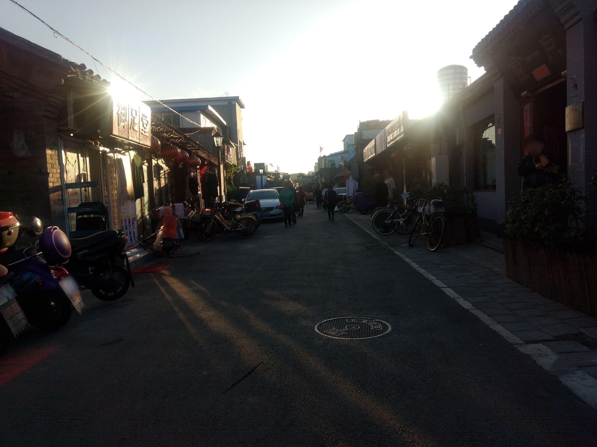 Street view near 3 Legged Frog Hostel, Beijing — © mapeadora (CC BY-SA · Mapillary)