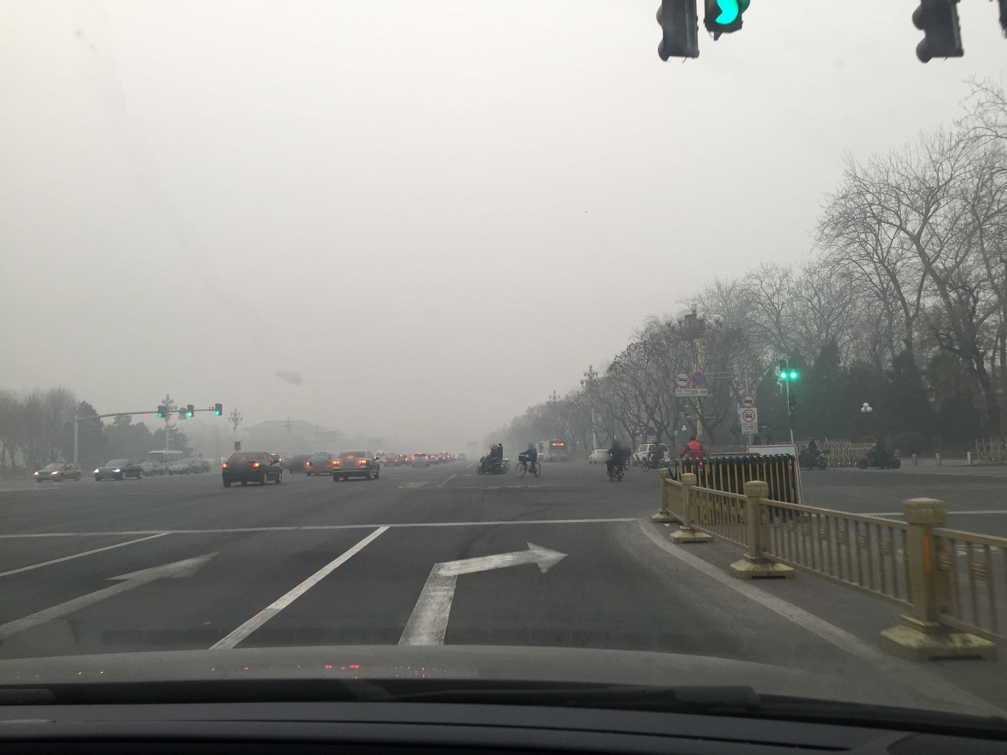 Street view near 人民大会堂宾馆WC, Beijing — © lxbarth (CC BY-SA · Mapillary)