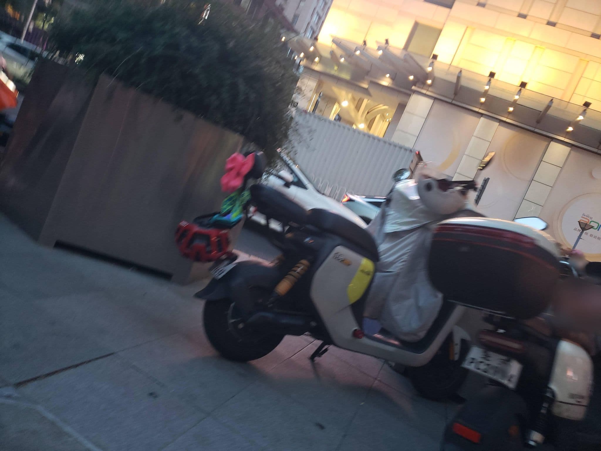 Street view near Motel168, Beijing — © mapfool (CC BY-SA · Mapillary)