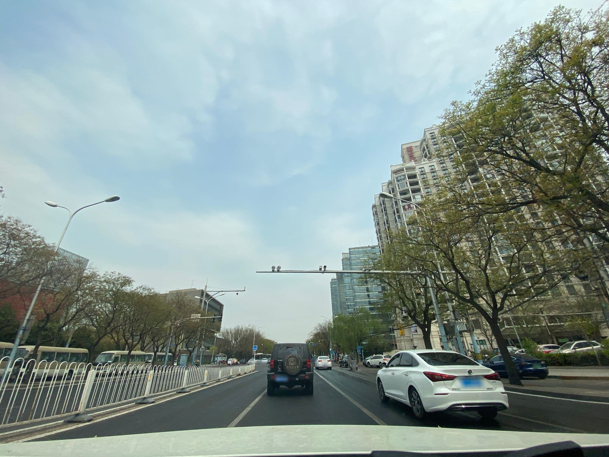 Street view near Wulingyuan International Resort, Beijing — © adirricor (CC BY-SA · Mapillary)