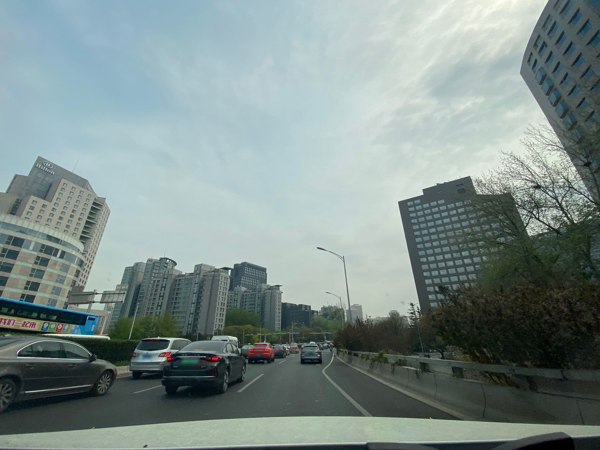 Street view near 东方招待所, Beijing — © adirricor (CC BY-SA · Mapillary)