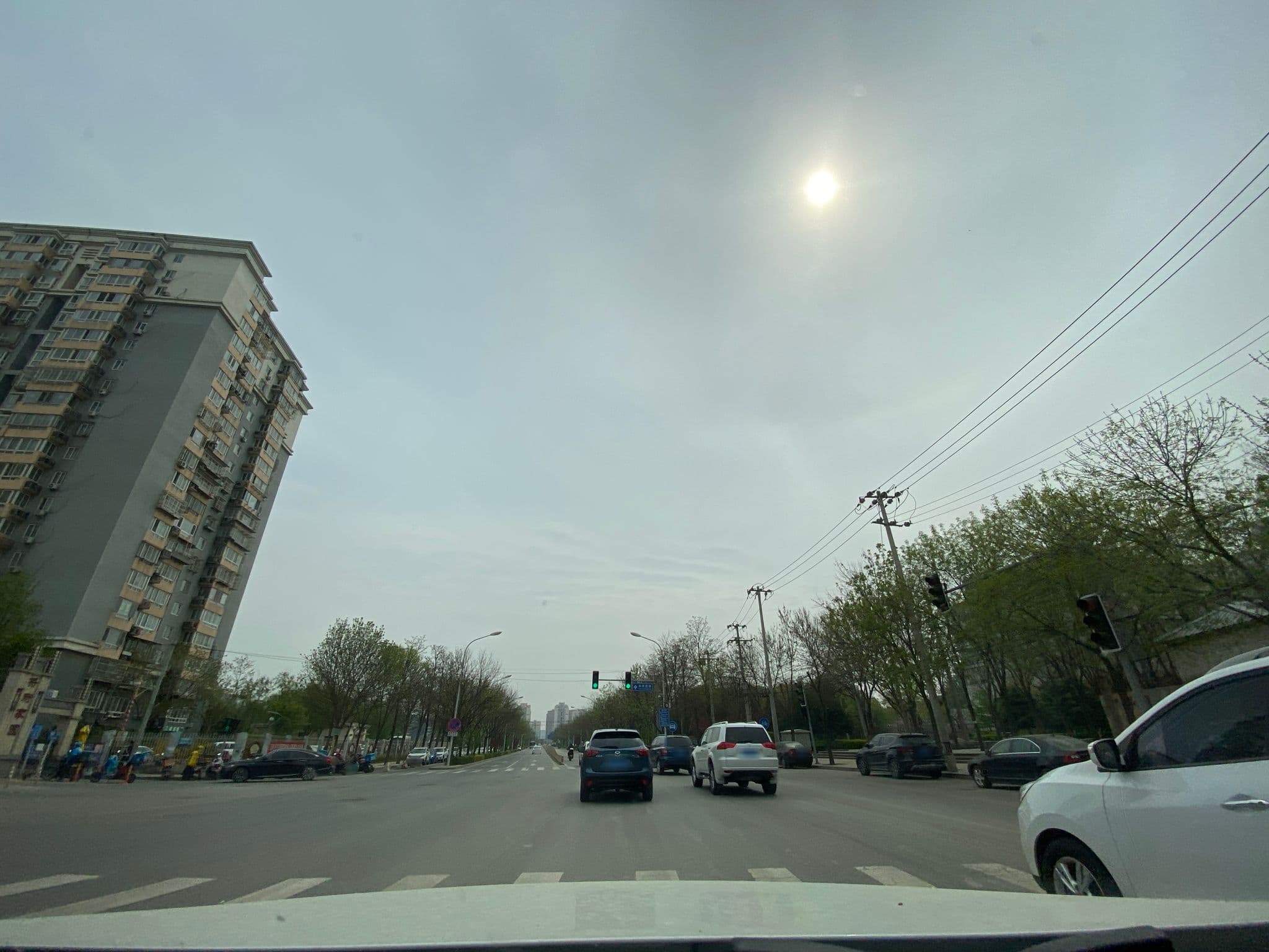 Street view near Luminous Jade Hotel, Beijing — © adirricor (CC BY-SA · Mapillary)