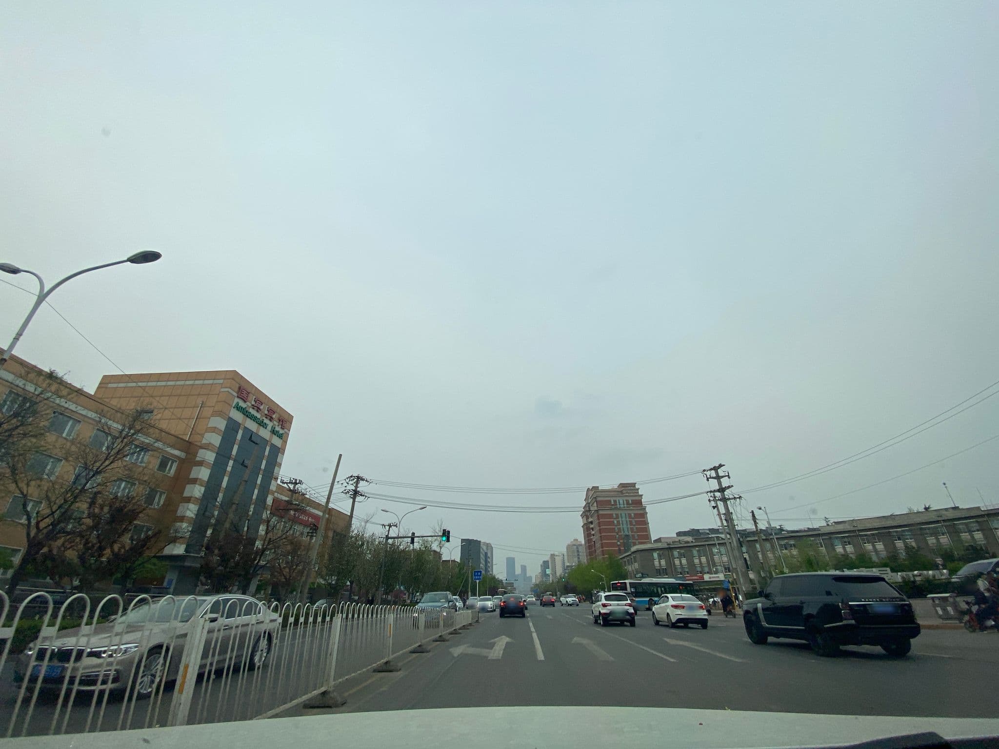Street view near Dong Chuan Hotel, Beijing — © adirricor (CC BY-SA · Mapillary)