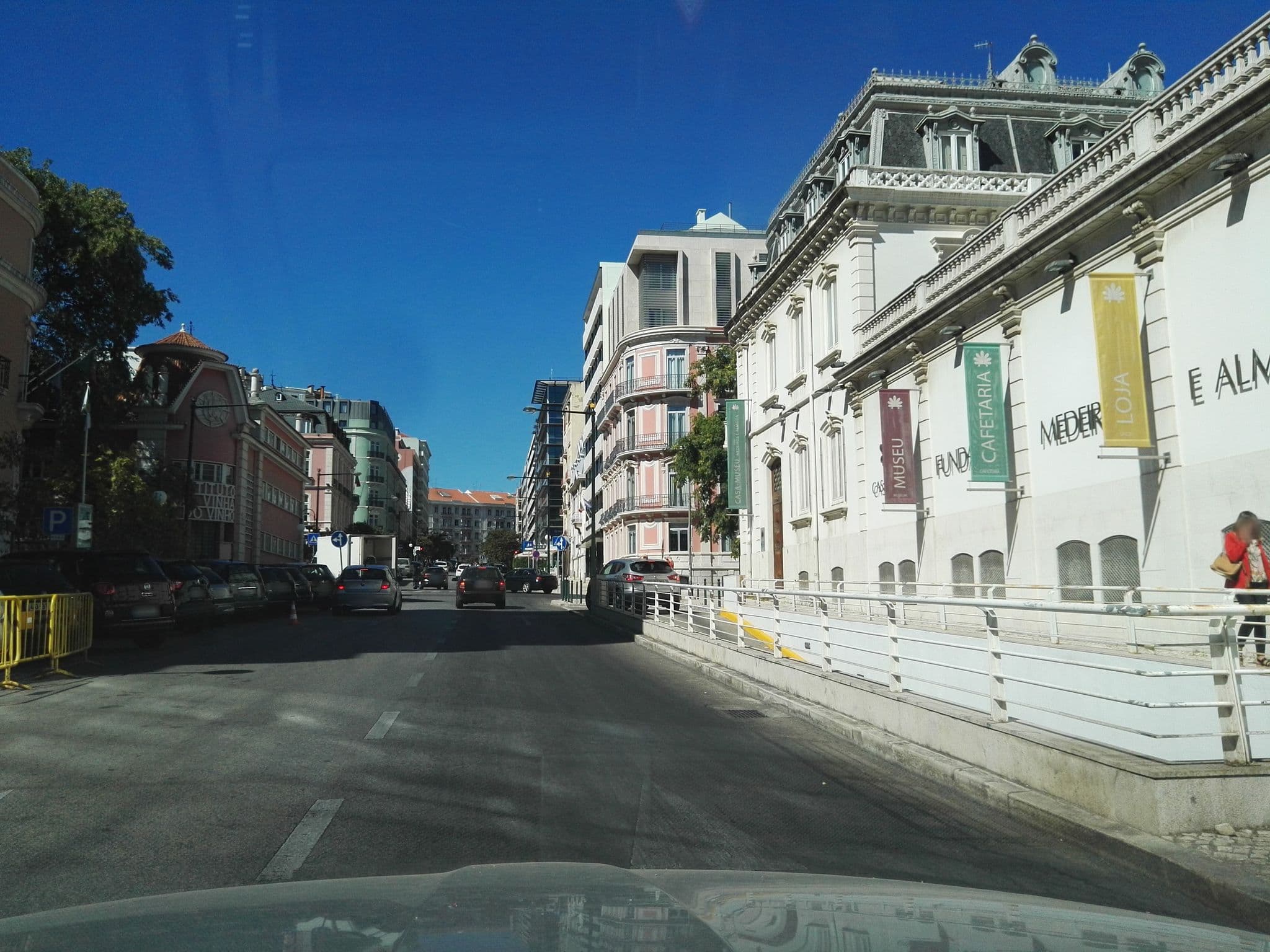 Street view near Hotel Jorge V, Lisbon — © filipegraciosa (CC BY-SA · Mapillary)