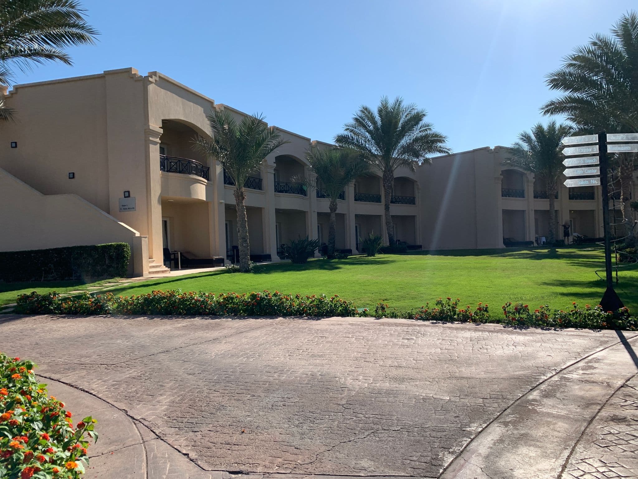 Street view near Room 5004, Sharm el-Sheikh — © egorka (CC BY-SA · Mapillary)