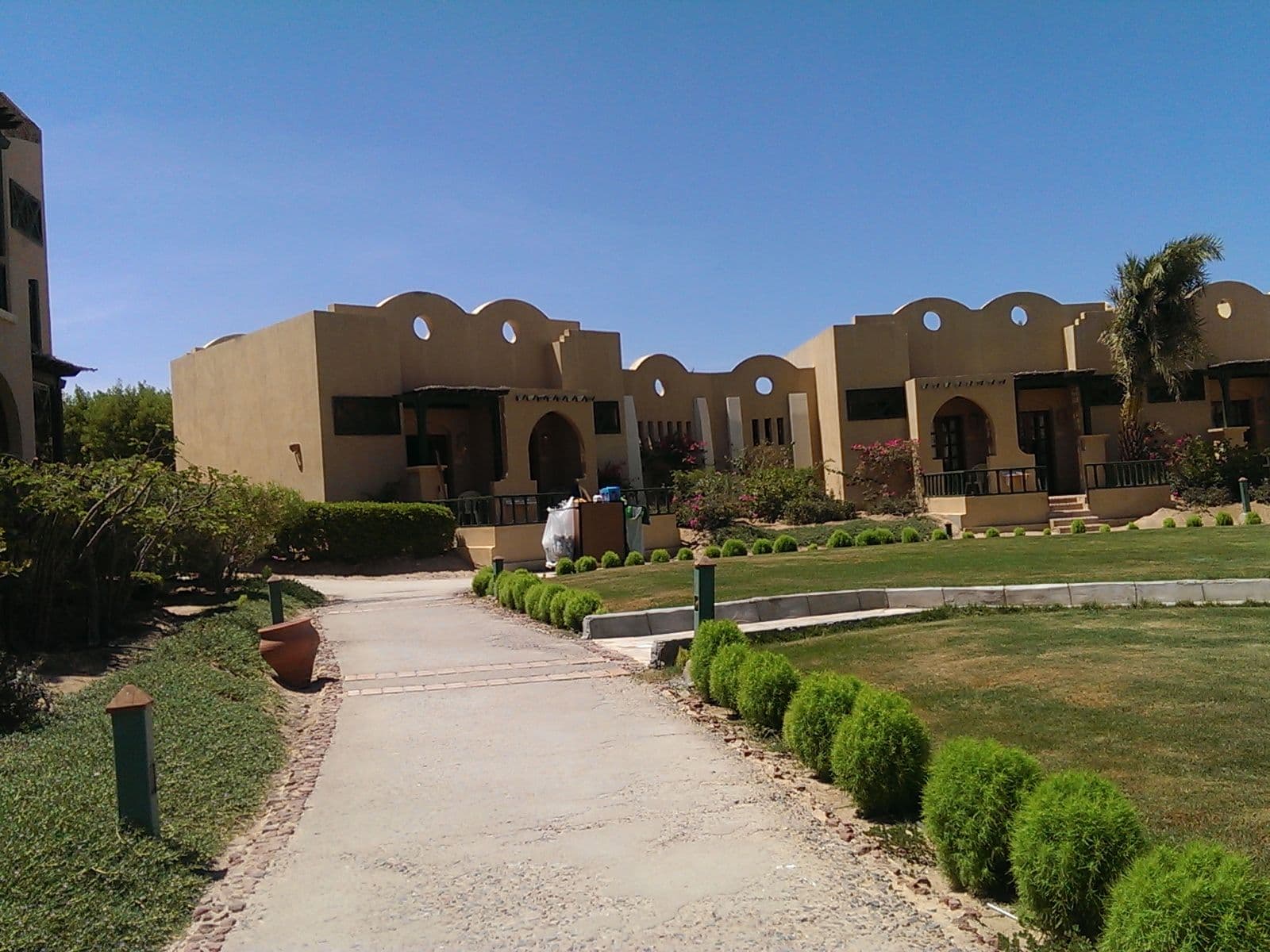 Street view near Room 203, El Gouna — © craig_taverner (CC BY-SA · Mapillary)
