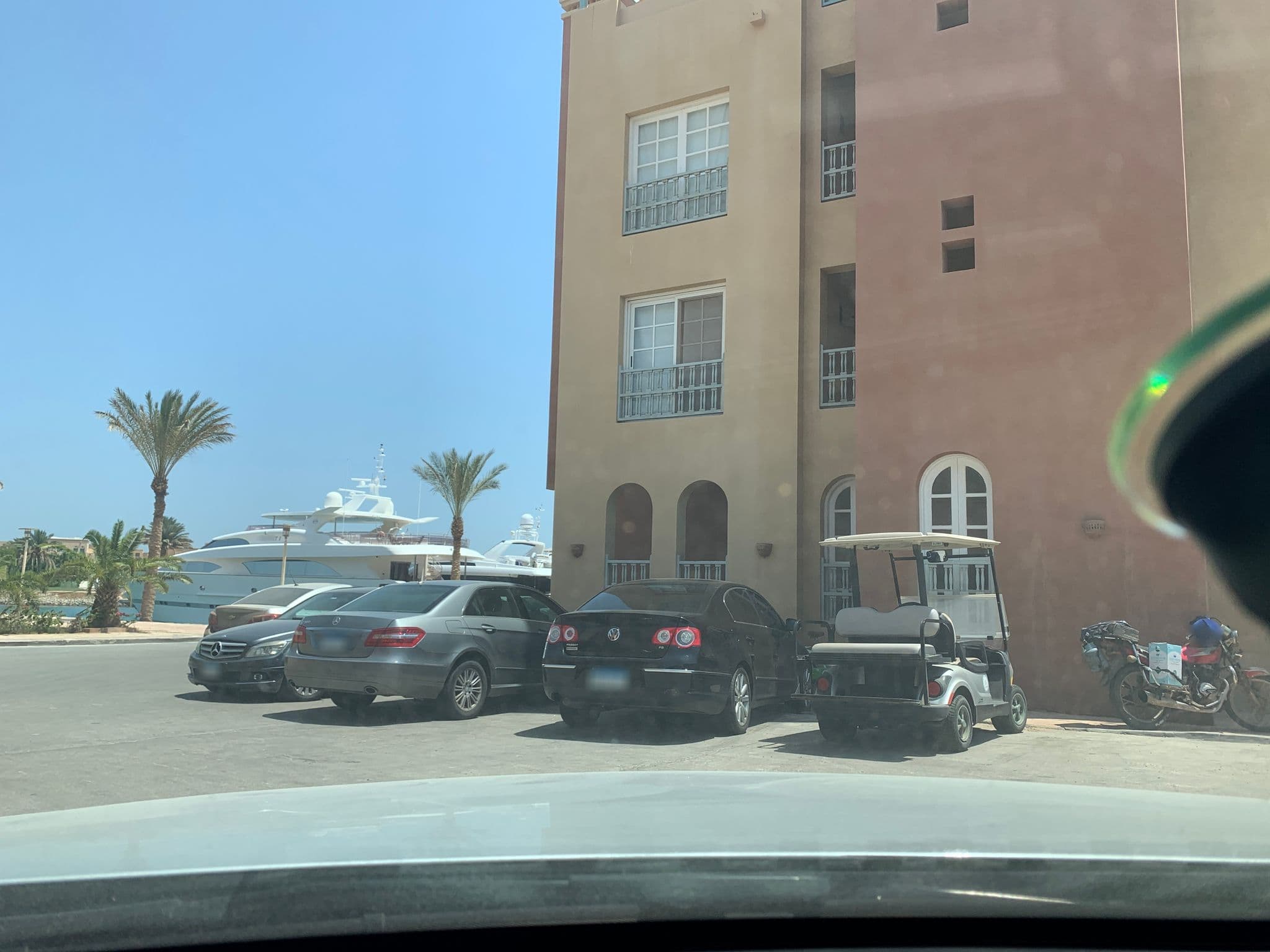 Street view near Phase 3 El Gouna, El Gouna — © toollateralus (CC BY-SA · Mapillary)