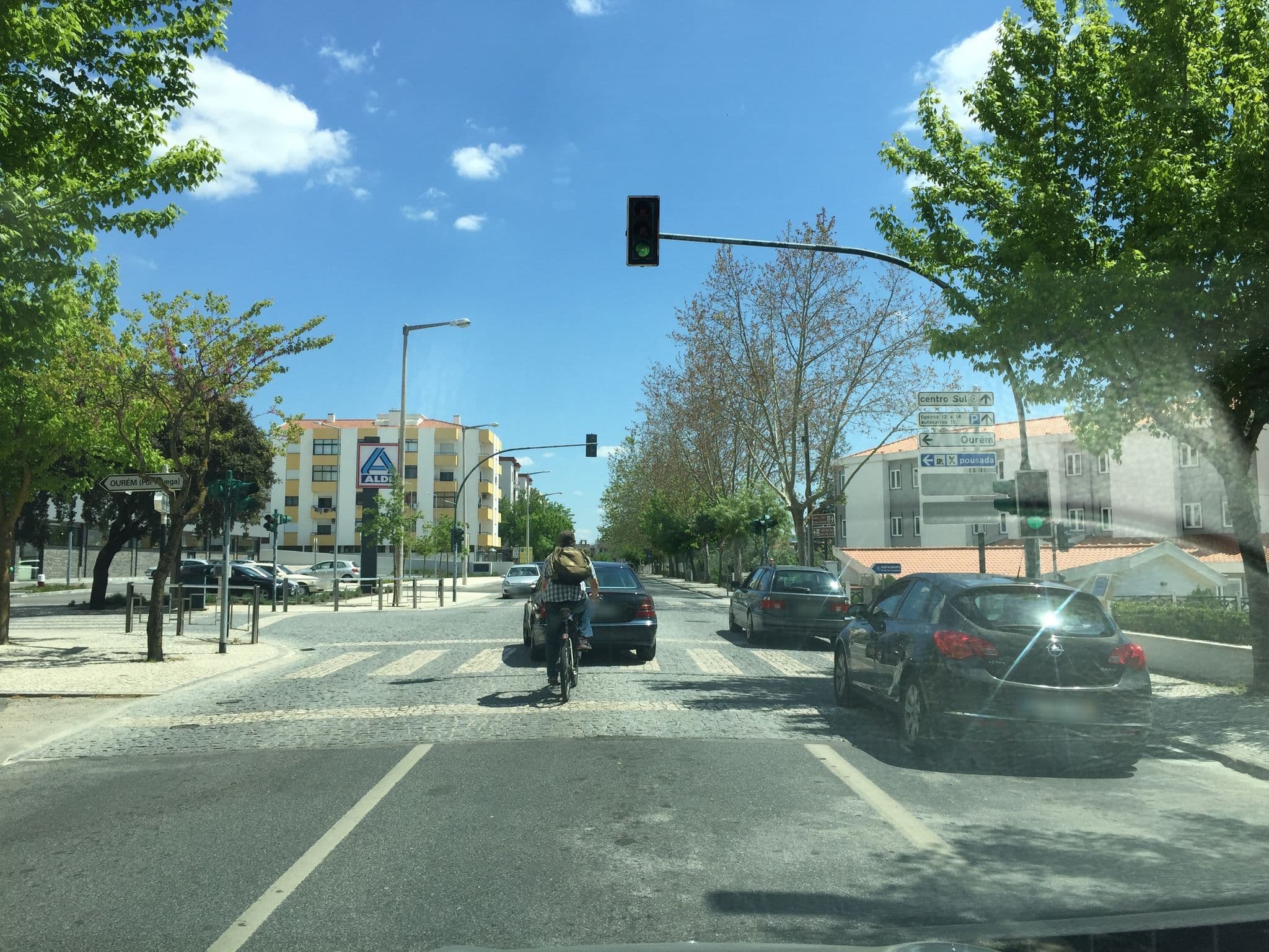 Street view near Imperhotel, Fátima — © ptmap (CC BY-SA · Mapillary)