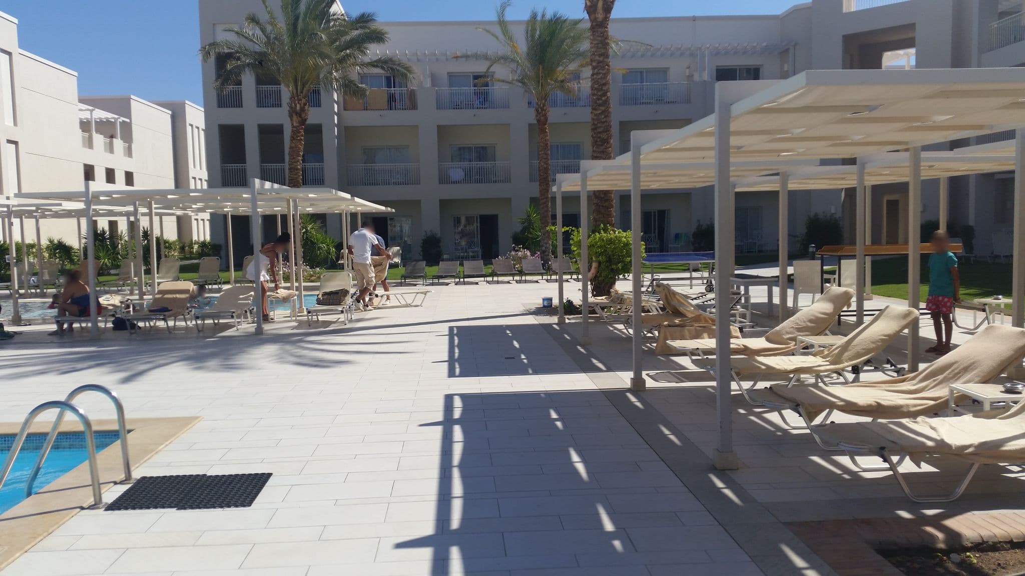 Street view near Pool at Jaz Aquaviva Makadi Bay, Makadi Bay — © t_hartung (CC BY-SA · Mapillary)