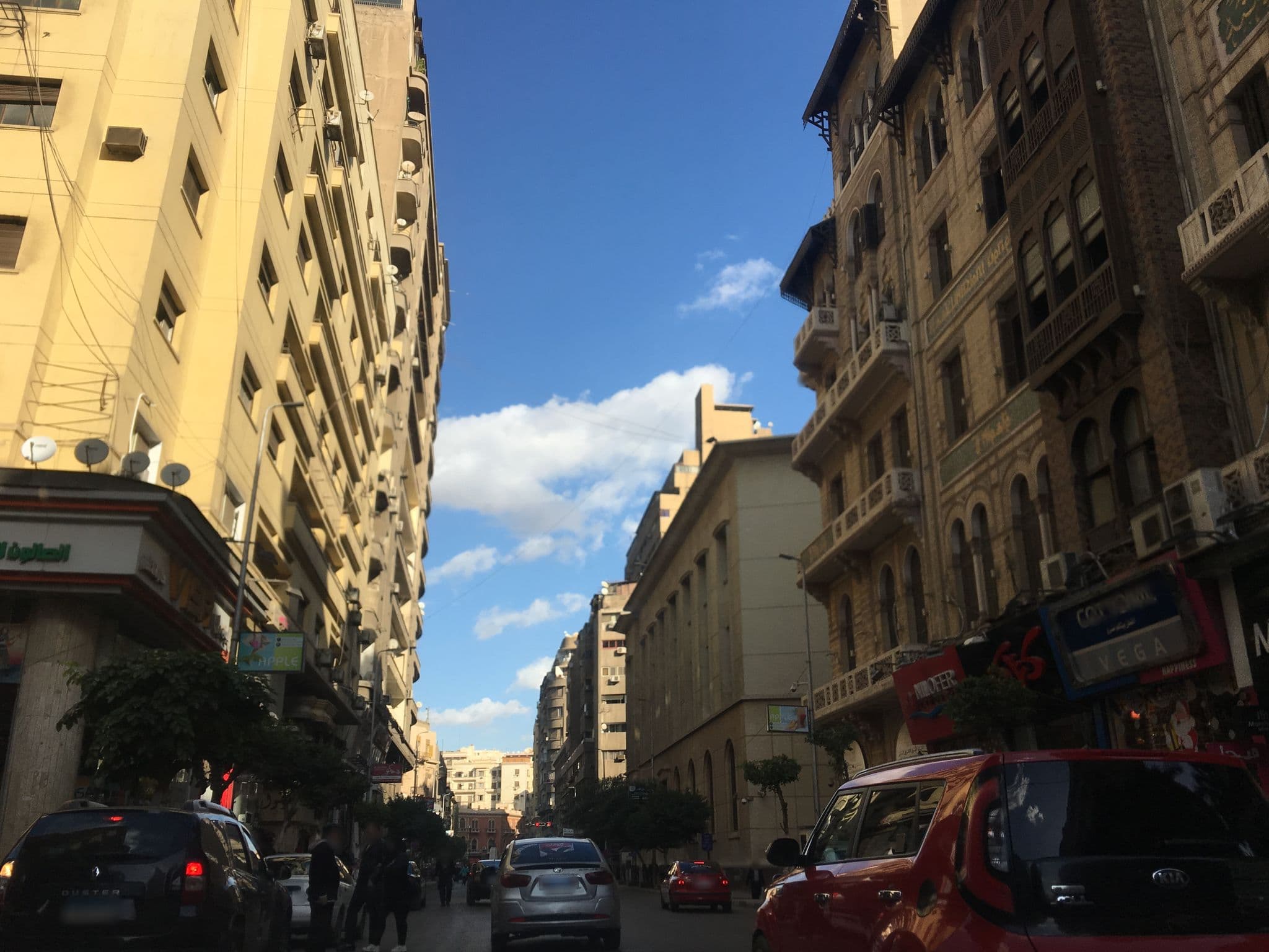Street view near Berlin Hotel, Būlāq Abū al ‘Ilā — © myoussef87 (CC BY-SA · Mapillary)