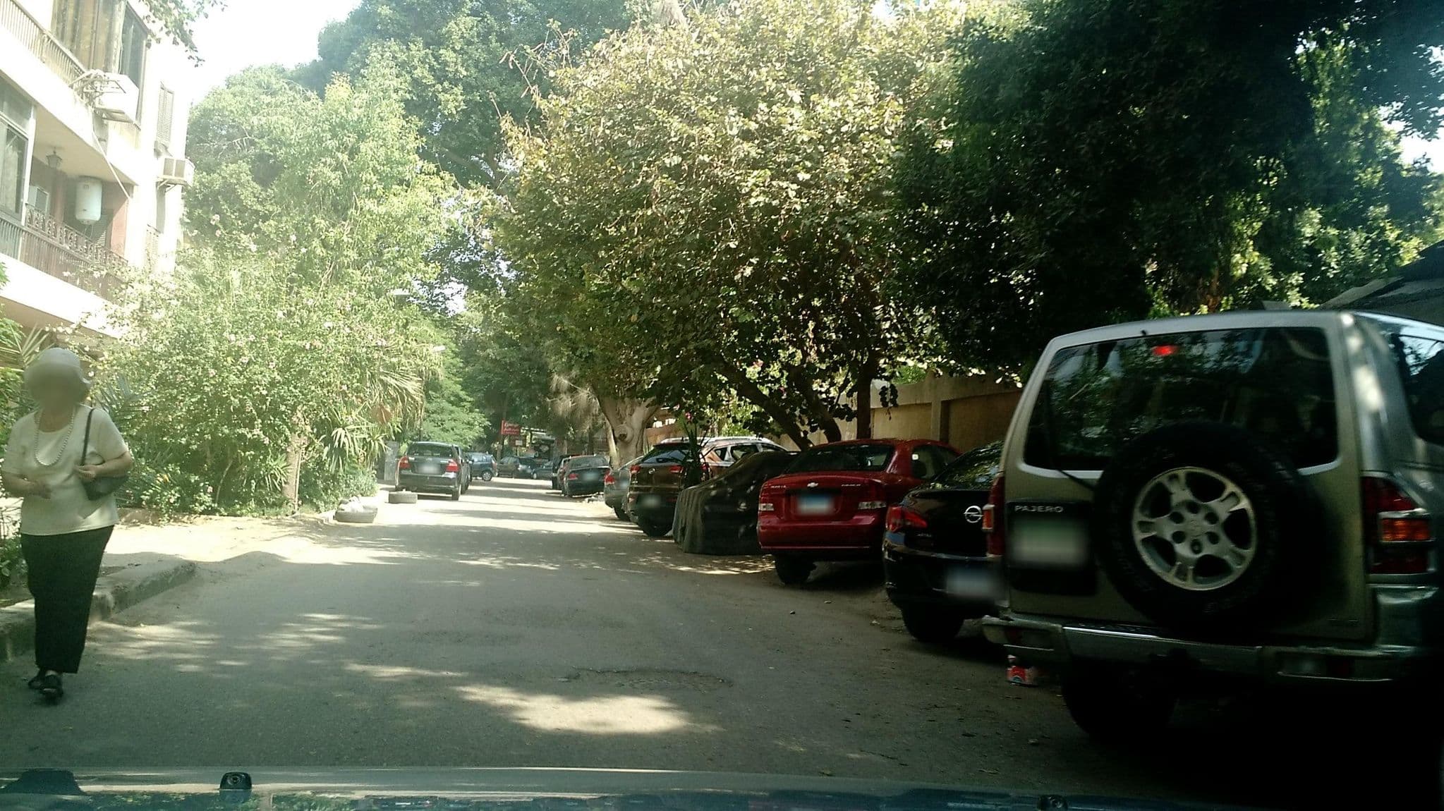 Street view near At'outa Hotel, Abū an Numrus — © roadroid (CC BY-SA · Mapillary)