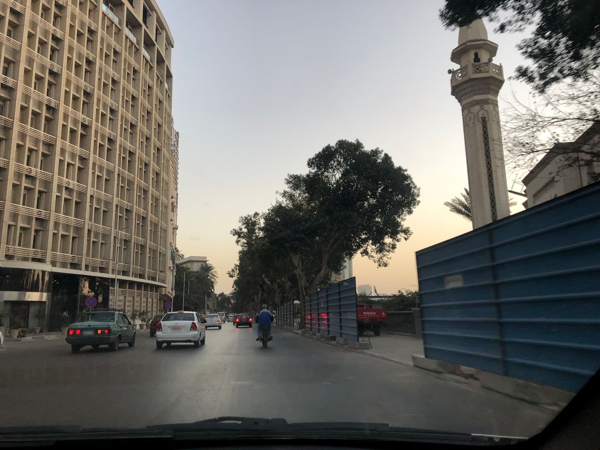 Street view near Kempinski Nile Hotel Garden City Cairo, Būlāq Abū al ‘Ilā — © emanmehrez (CC BY-SA · Mapillary)