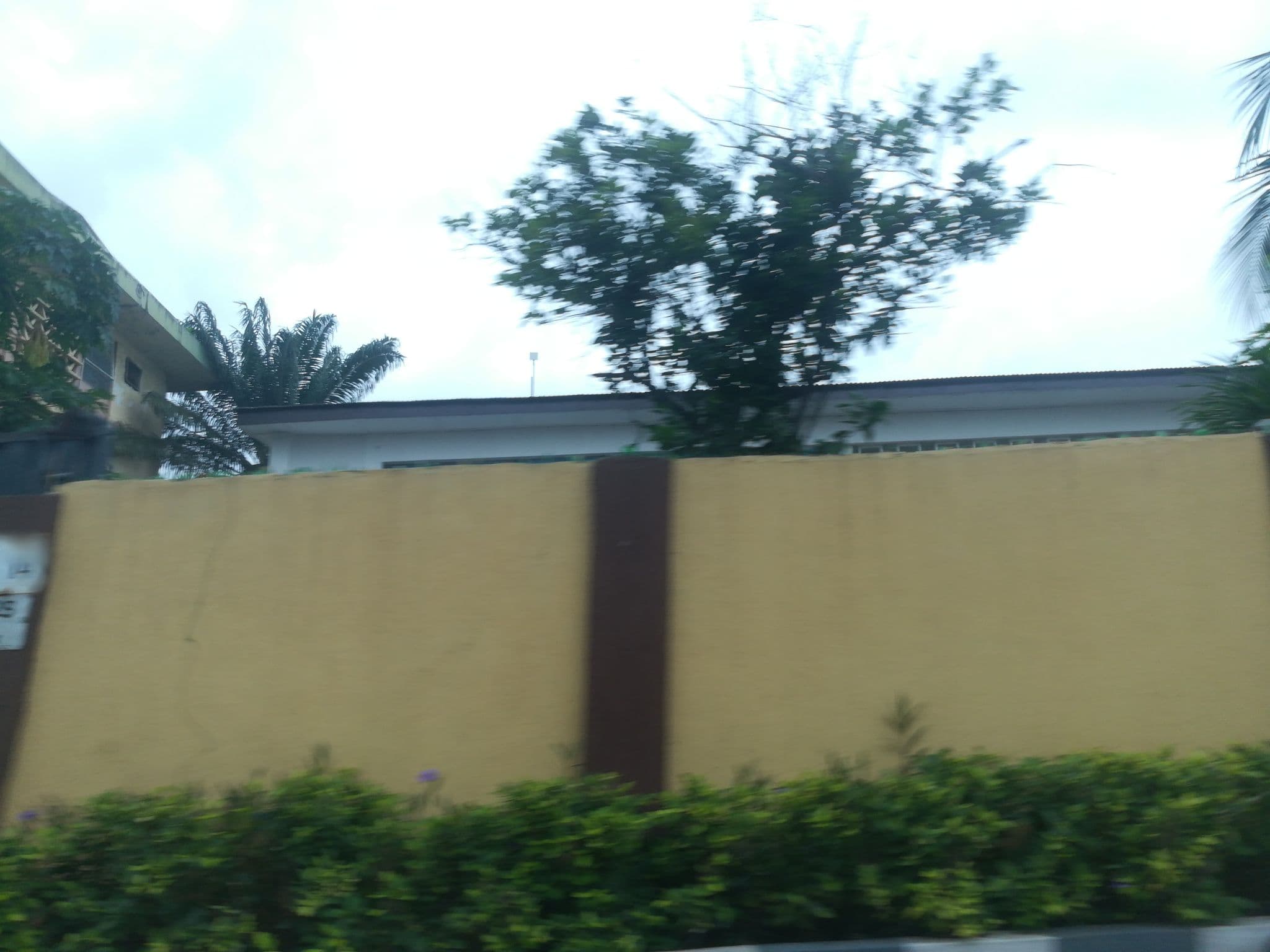 Street view near Tivoli Gardens Hotel, Obalende — © ralebipim (CC BY-SA · Mapillary)