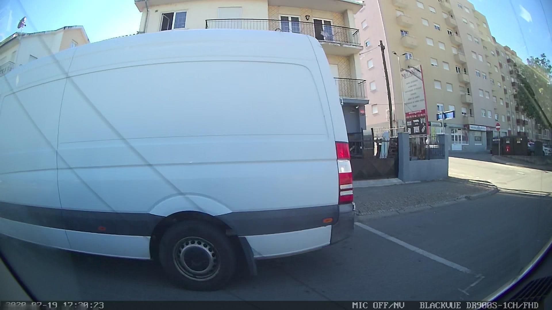 Street view near Hotel Santa Apolónia, Bragança — © sanjorgepinho (CC BY-SA · Mapillary)