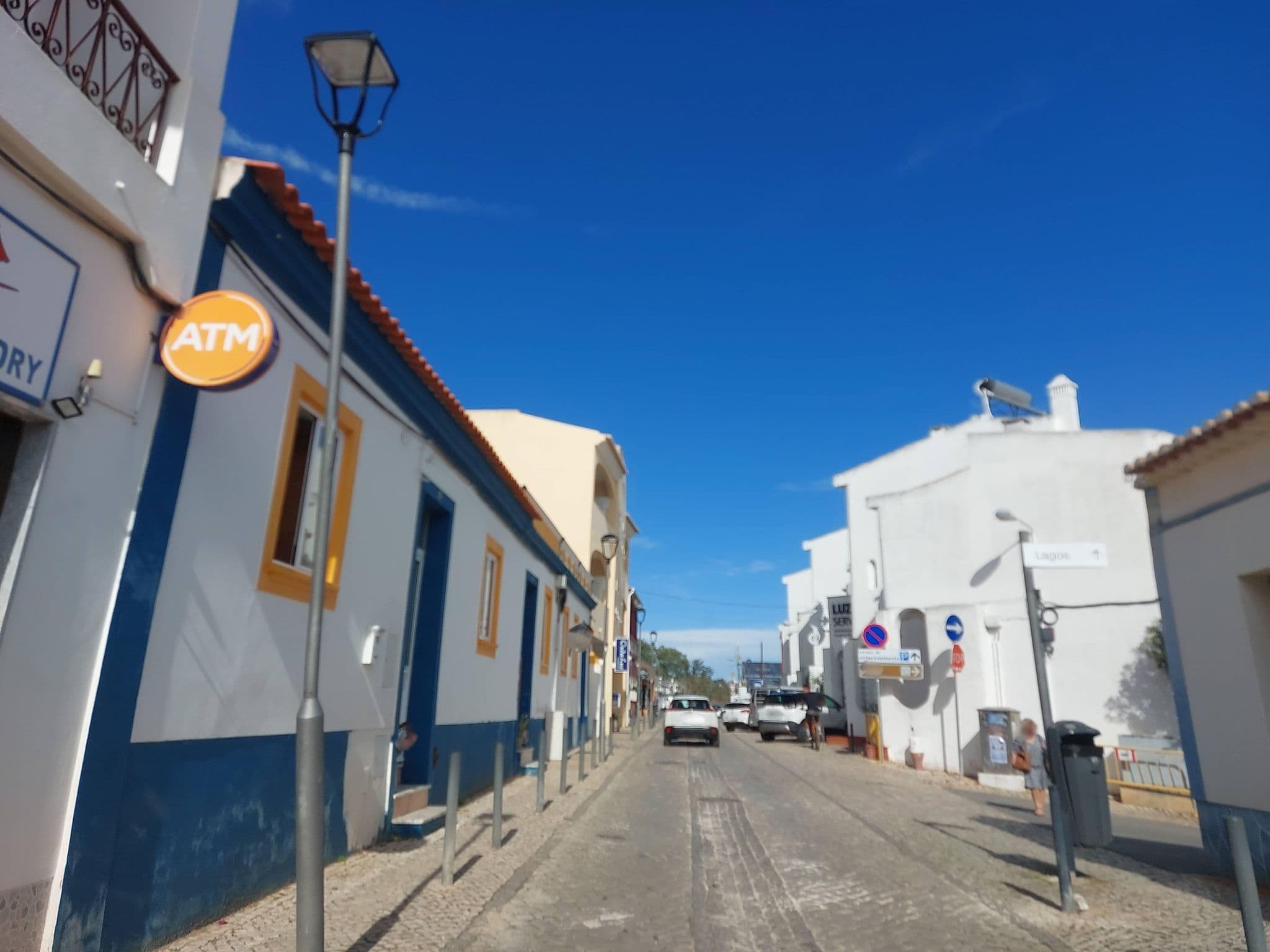 Street view near Luz Serviços, Senhora da Luz — © 5rmft (CC BY-SA · Mapillary)