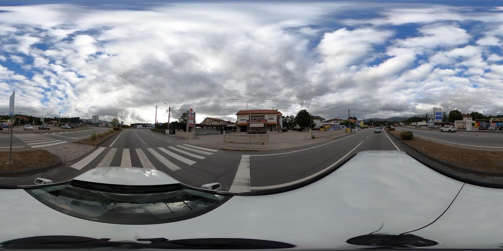 Street view near Hostal Residencial, Valenza — © sanjorgepinho (CC BY-SA · Mapillary)