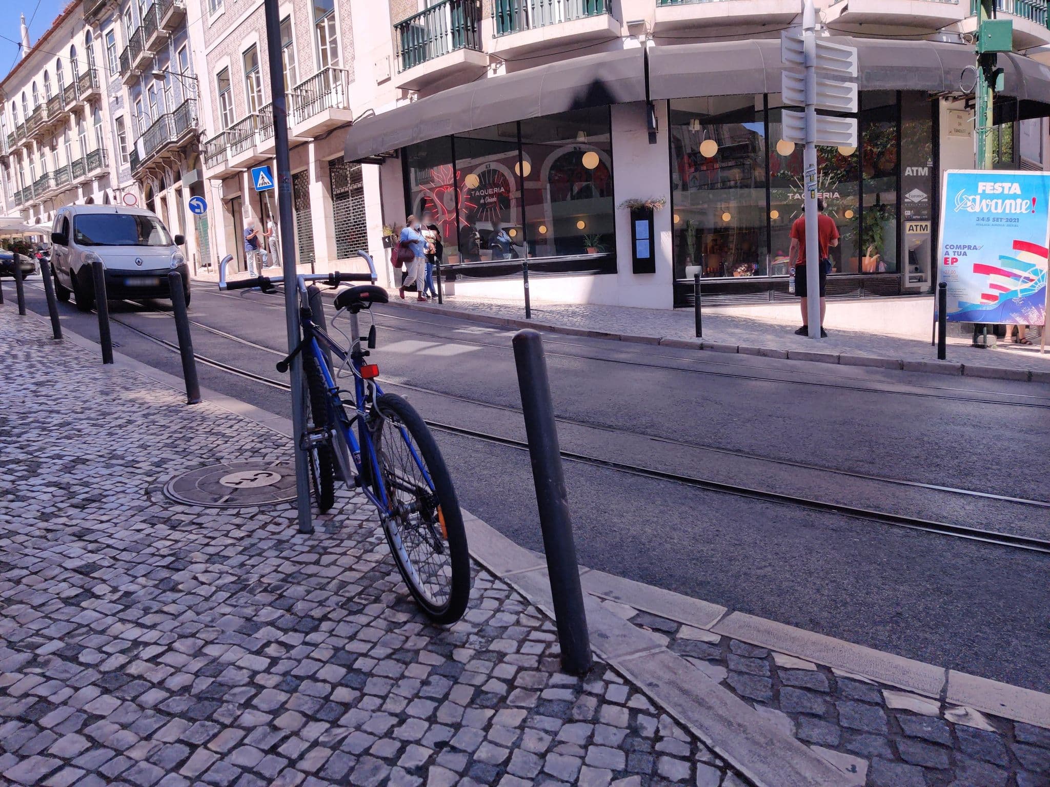 Street view near Teatro B&B, São Mamede — © sttujames (CC BY-SA · Mapillary)