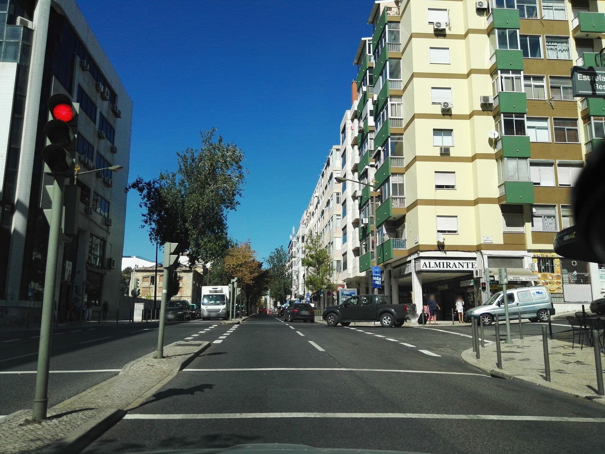 Street view near CZAR Lisbon Hotel, São Jorge de Arroios — © filipegraciosa (CC BY-SA · Mapillary)