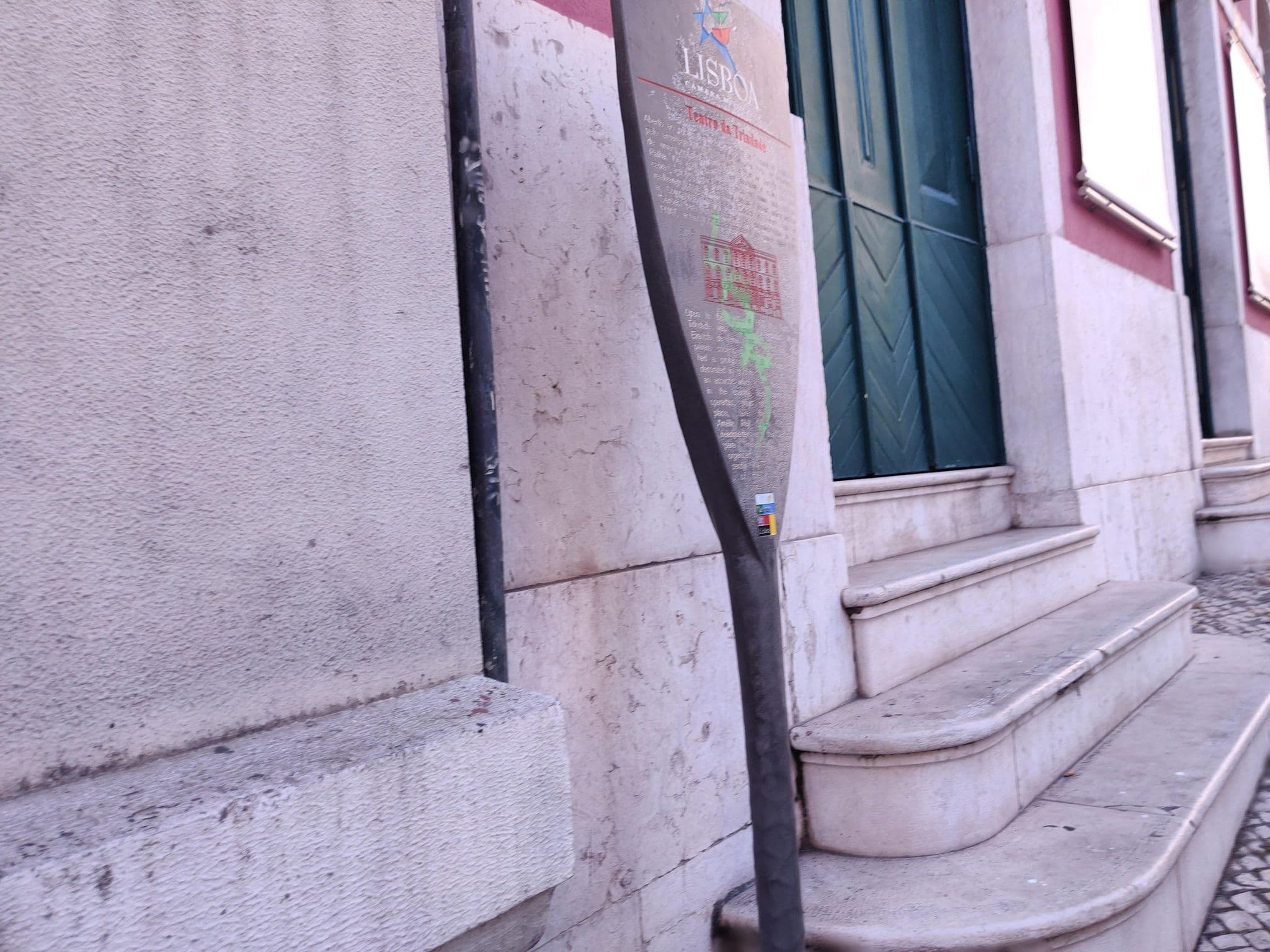 Street view near InSuites Chiado Apartments II, São Mamede — © sttujames (CC BY-SA · Mapillary)