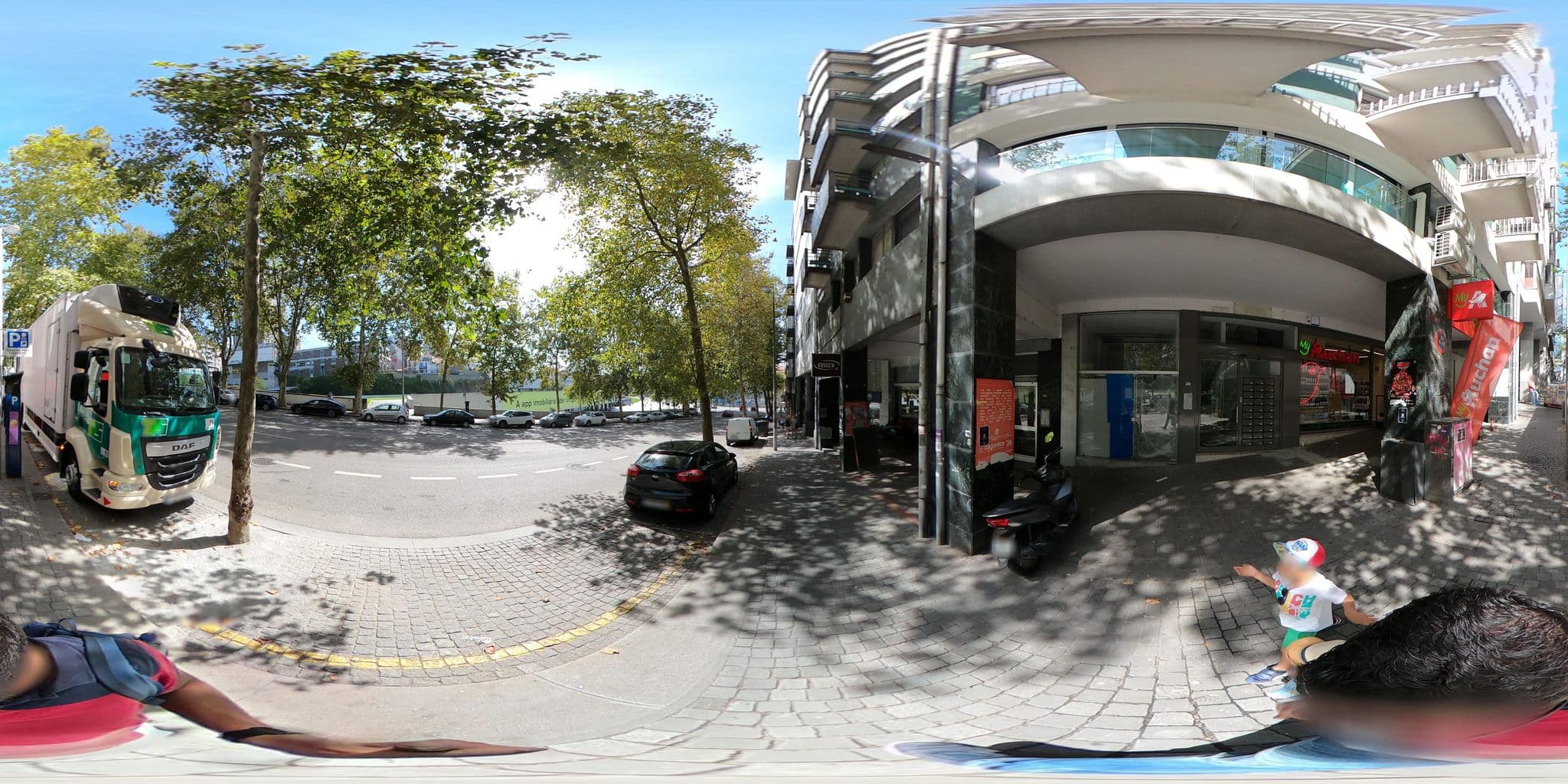 Street view near Rachel, Porto