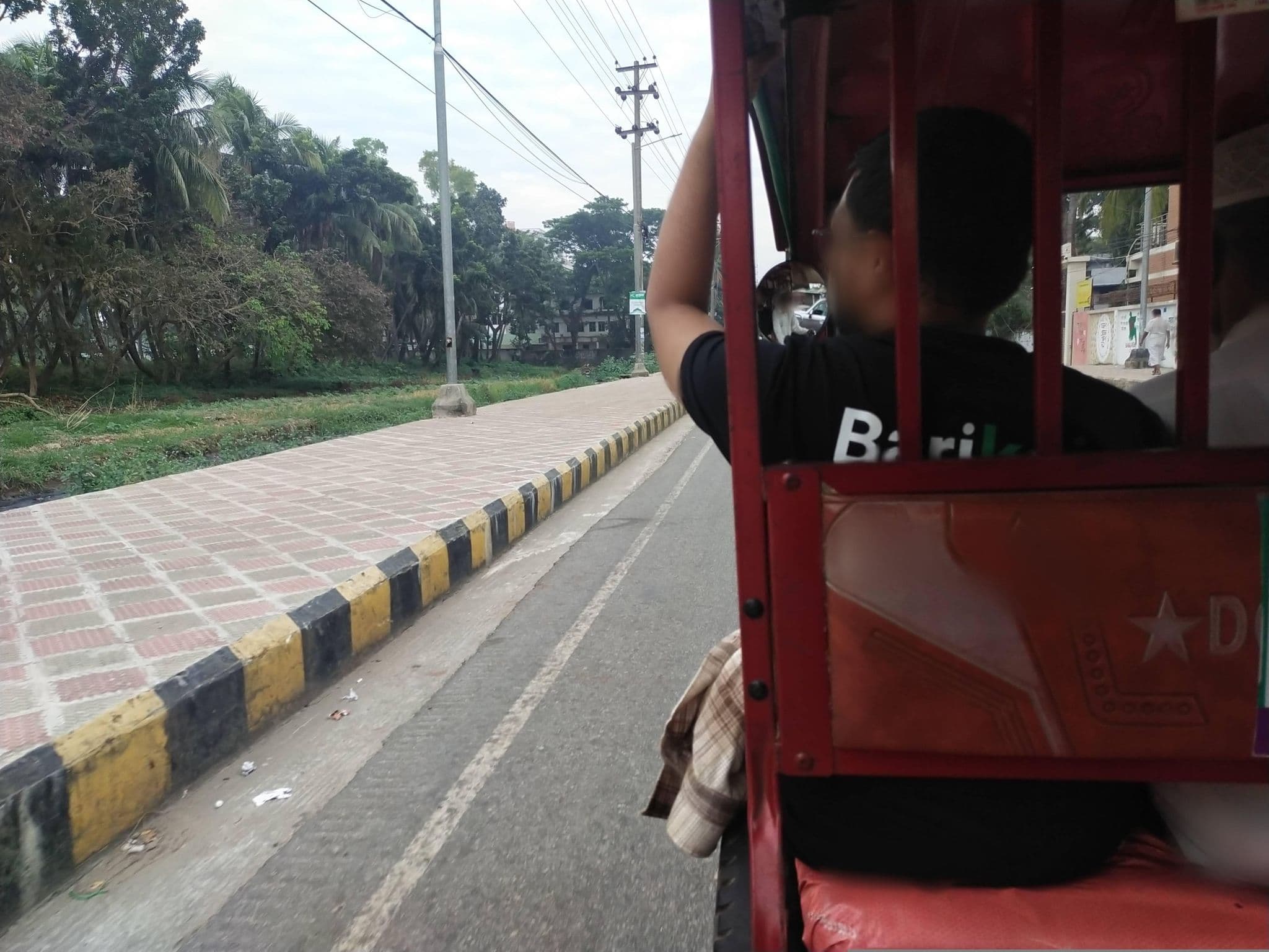 Street view near Hotel Sayeman, Cox’s Bāzār — © tayefbarikoi (CC BY-SA · Mapillary)