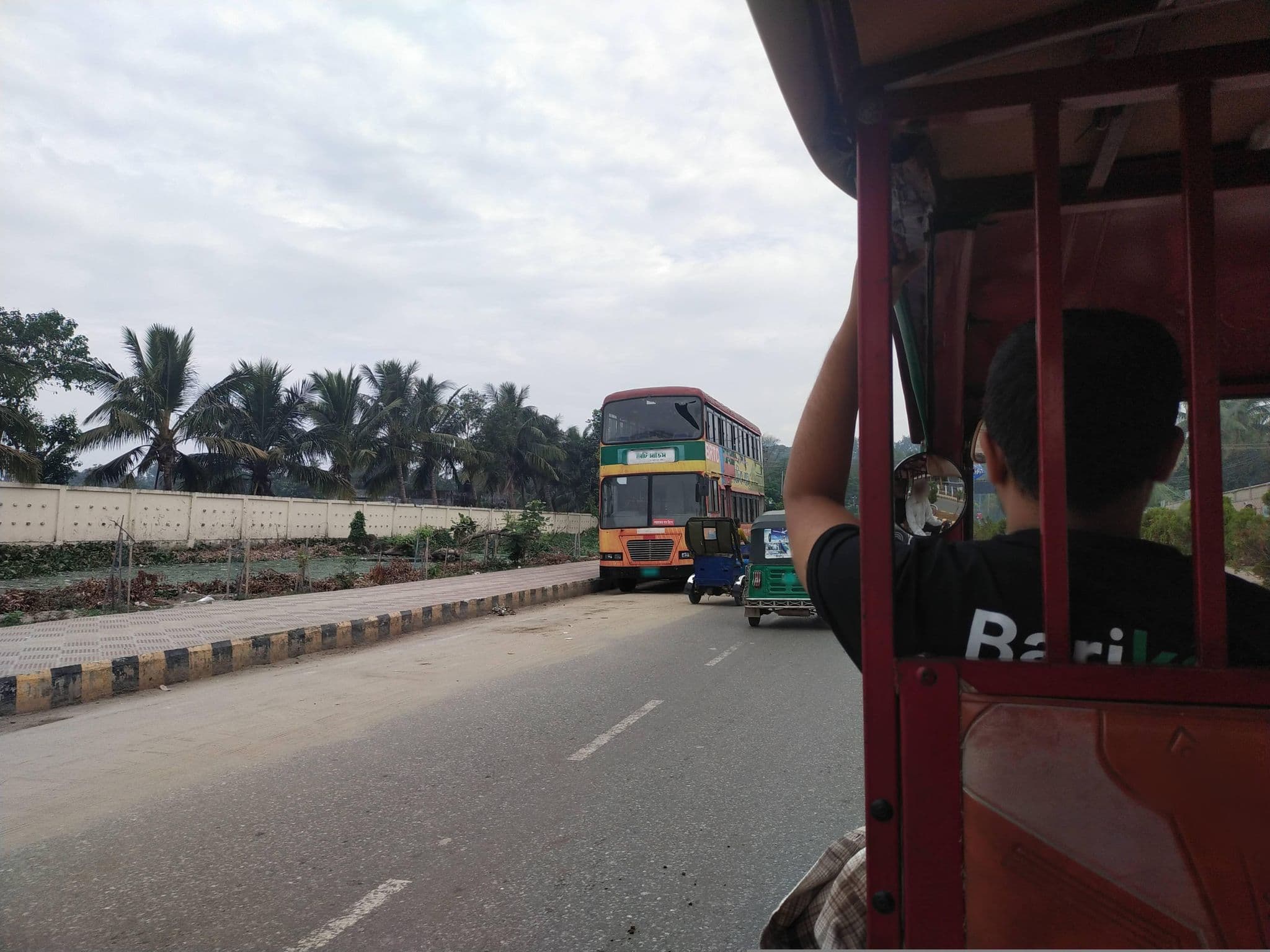 Street view near Motel Labonee, Cox’s Bāzār — © tayefbarikoi (CC BY-SA · Mapillary)