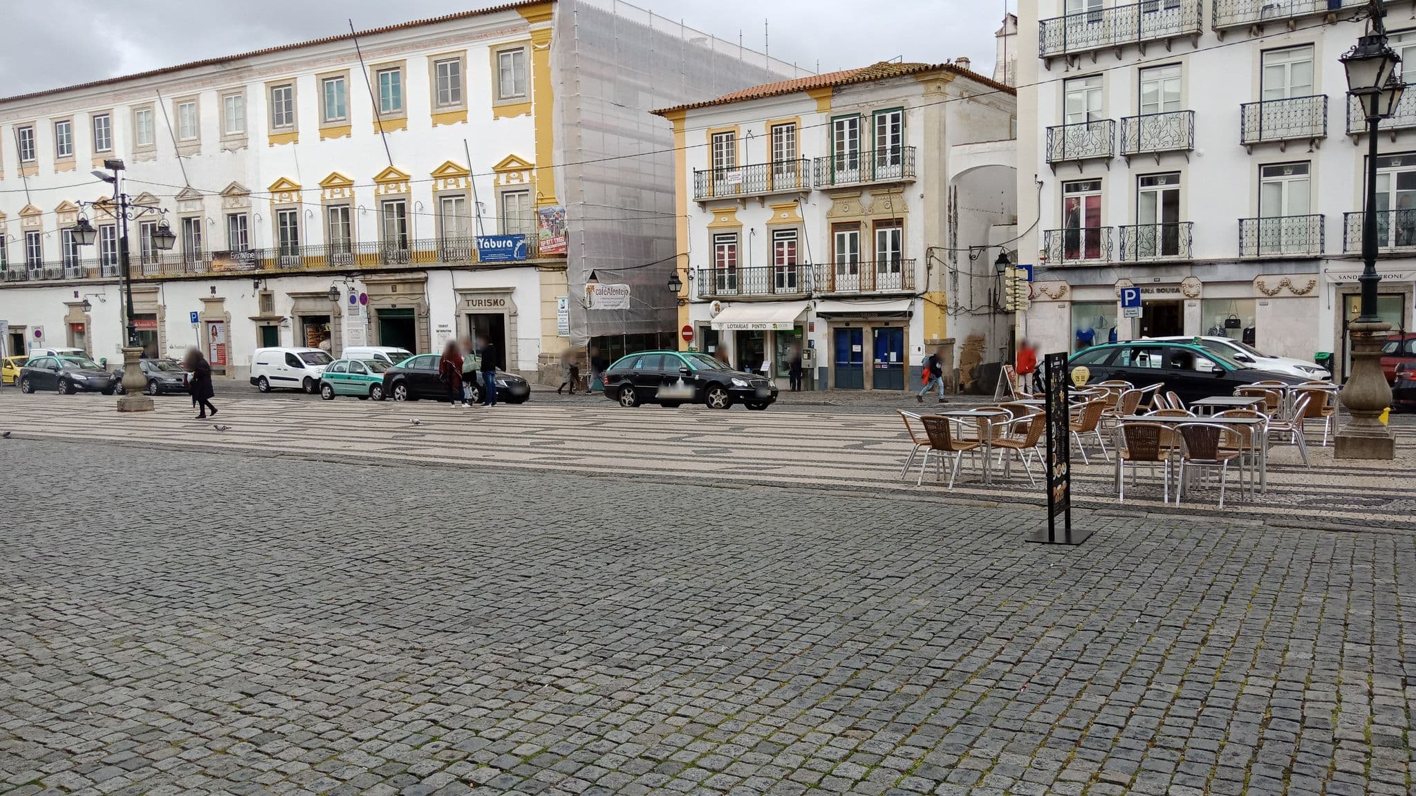 Street view near Fanatismo Guest House, Évora — © francodv (CC BY-SA · Mapillary)
