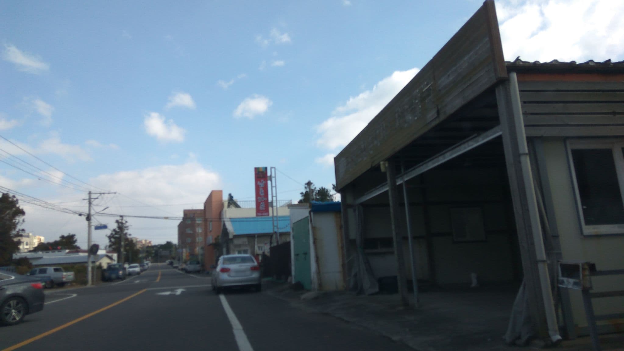 Street view near 모이모이 게스트하우스, Seogwipo — © eneerhut (CC BY-SA · Mapillary)