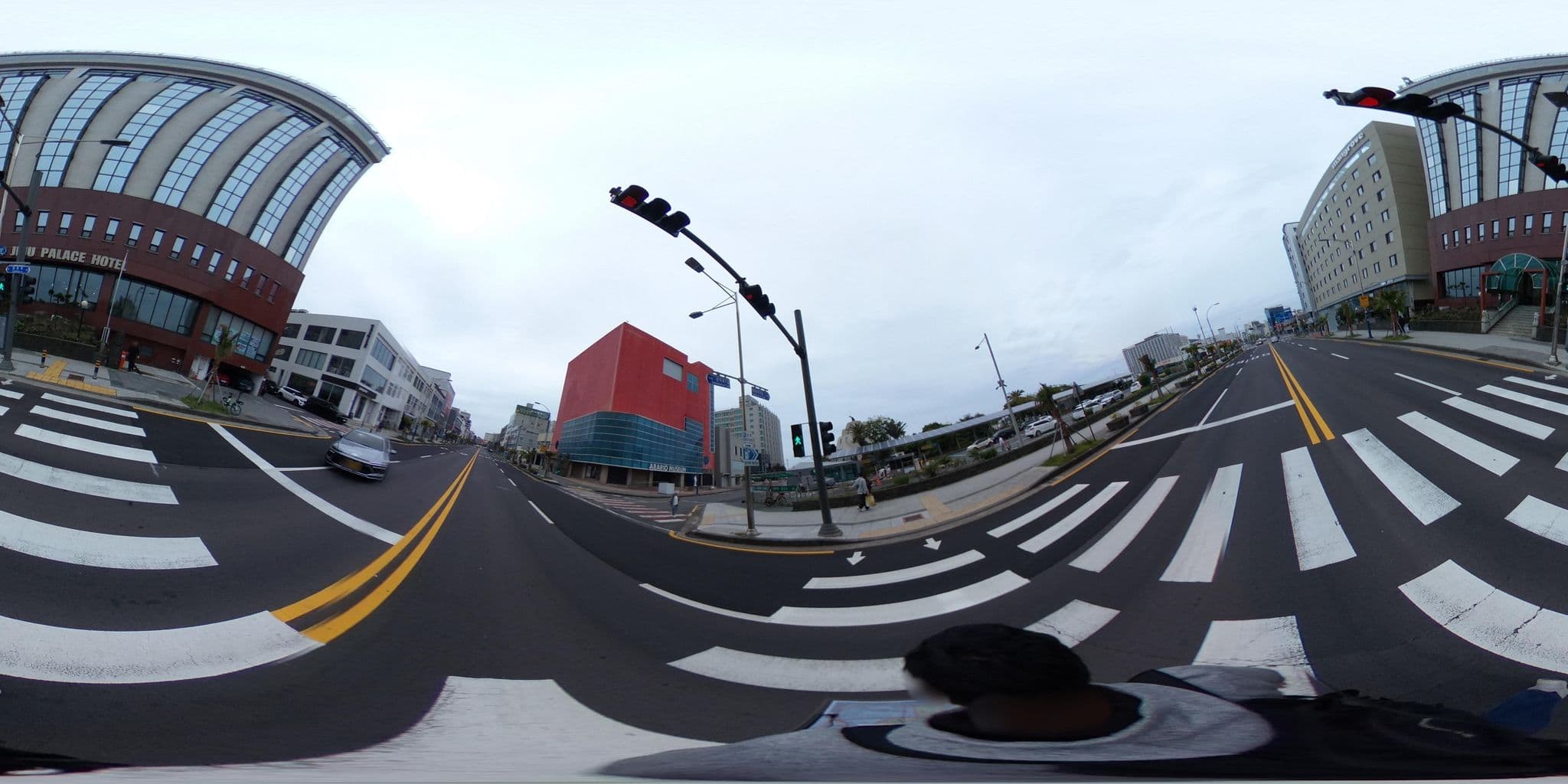 Street view near 제주팔레스호텔, Jeju City — © monotaxism (CC BY-SA · Mapillary)