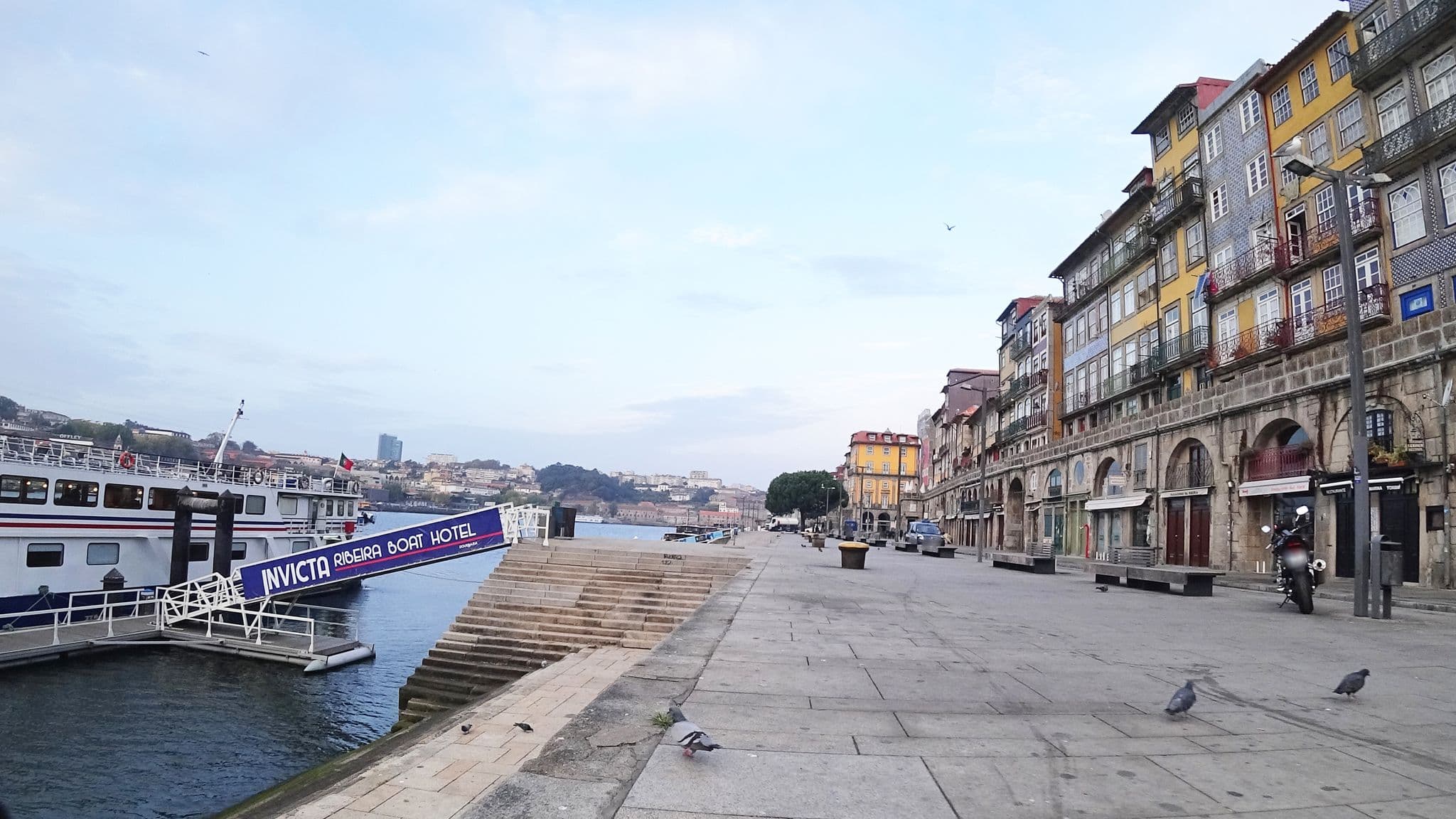 Street view near Maison do Joãozinho, Porto — © mariocarneiro (CC BY-SA · Mapillary)