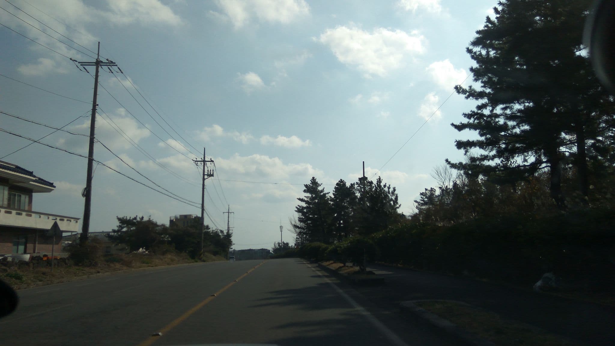 Street view near 게스트하우스에코, Seogwipo — © eneerhut (CC BY-SA · Mapillary)