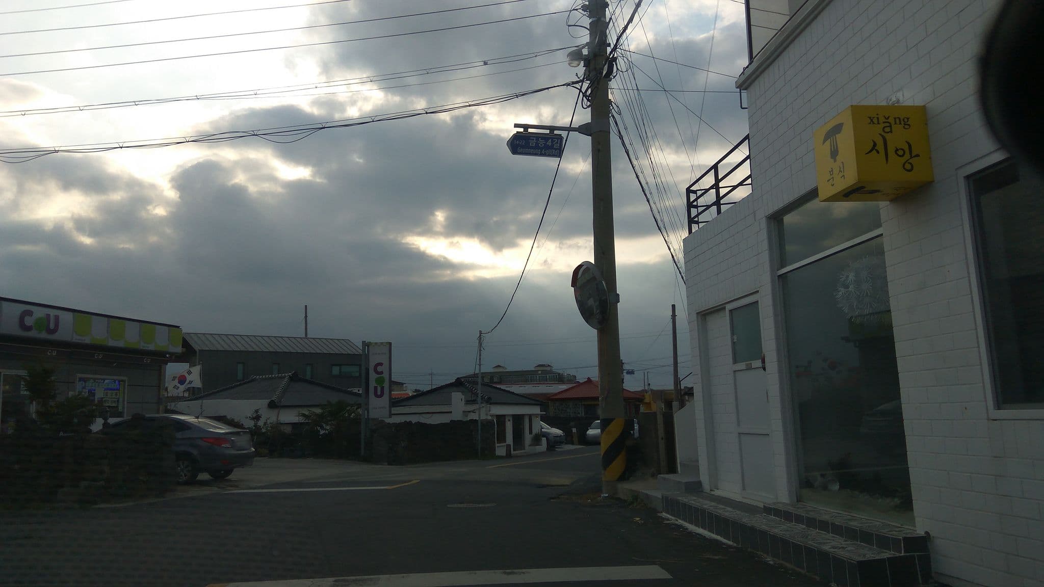 Street view near Jejuisle(제주아일), Gaigeturi — © eneerhut (CC BY-SA · Mapillary)