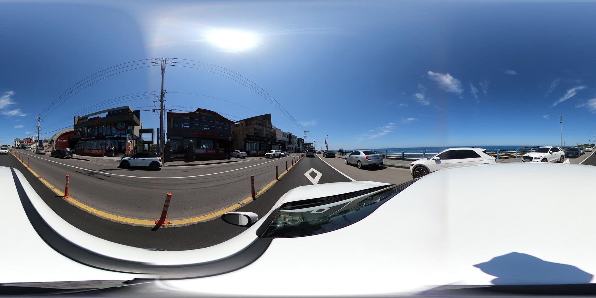 Street view near 베네치아펜션, Jeju City — © eneerhut (CC BY-SA · Mapillary)