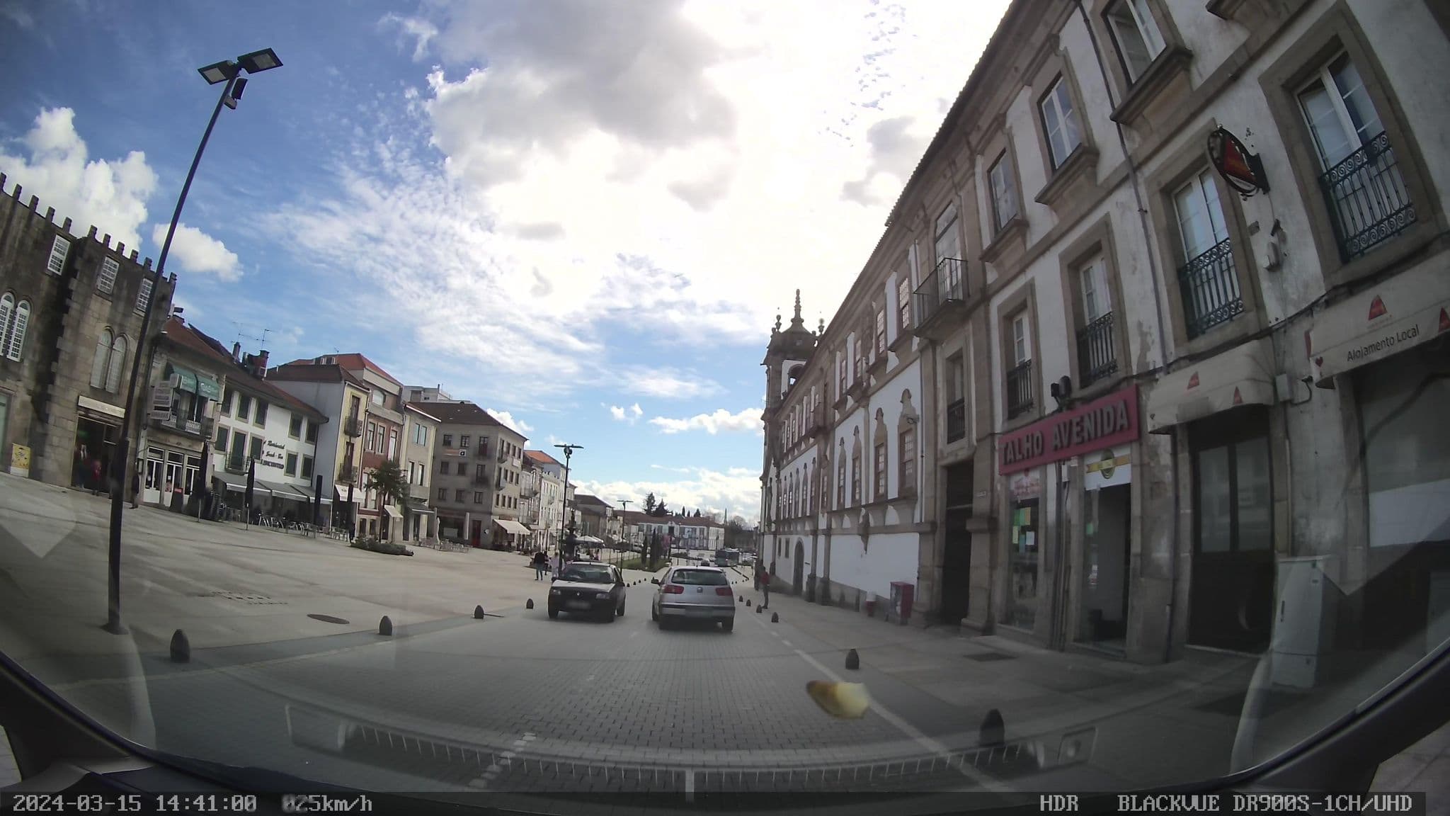 Street view near Residencial Bem Estar, Vila Real — © sanjorgepinho (CC BY-SA · Mapillary)