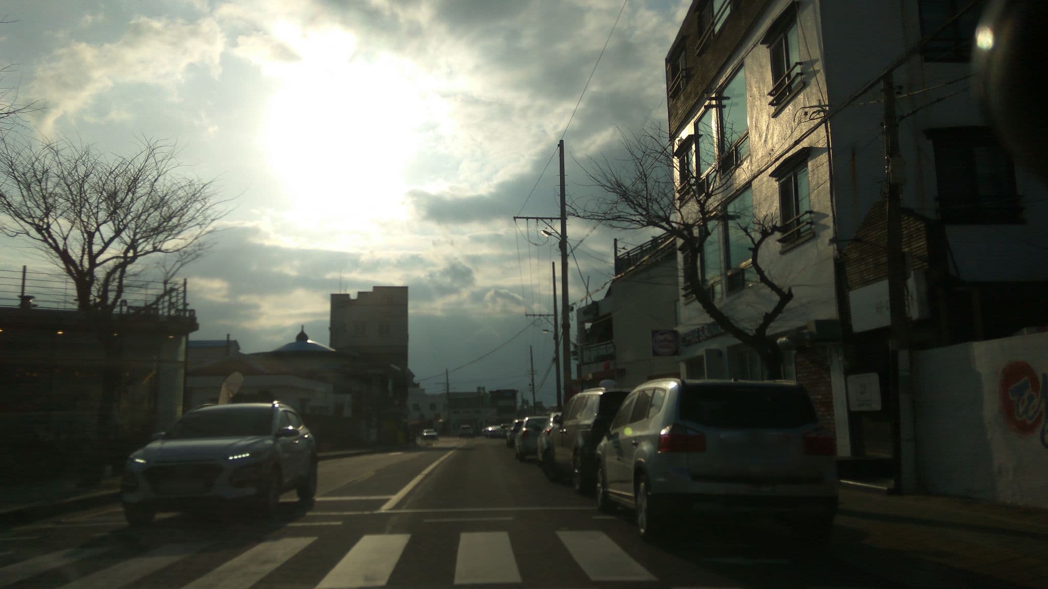 Street view near 꿈의바다, Gaigeturi — © eneerhut (CC BY-SA · Mapillary)