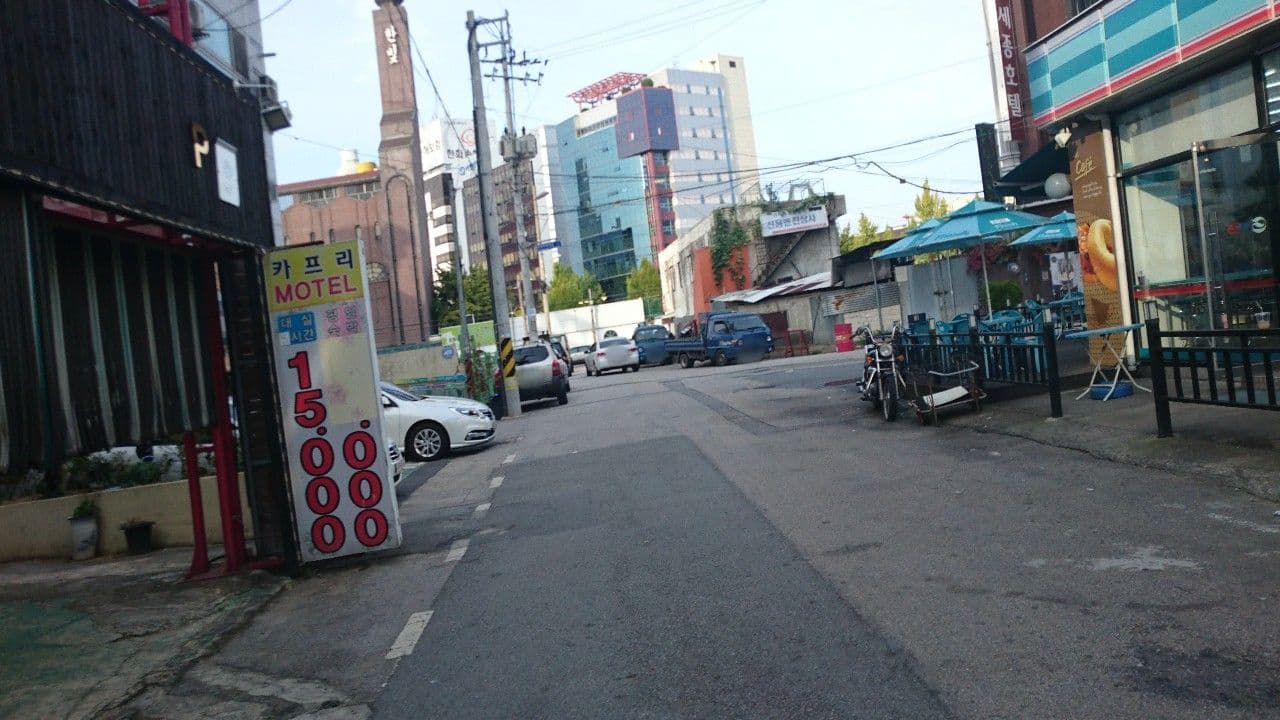 Street view near 카프리모텔, Gwangju — © xma (CC BY-SA · Mapillary)