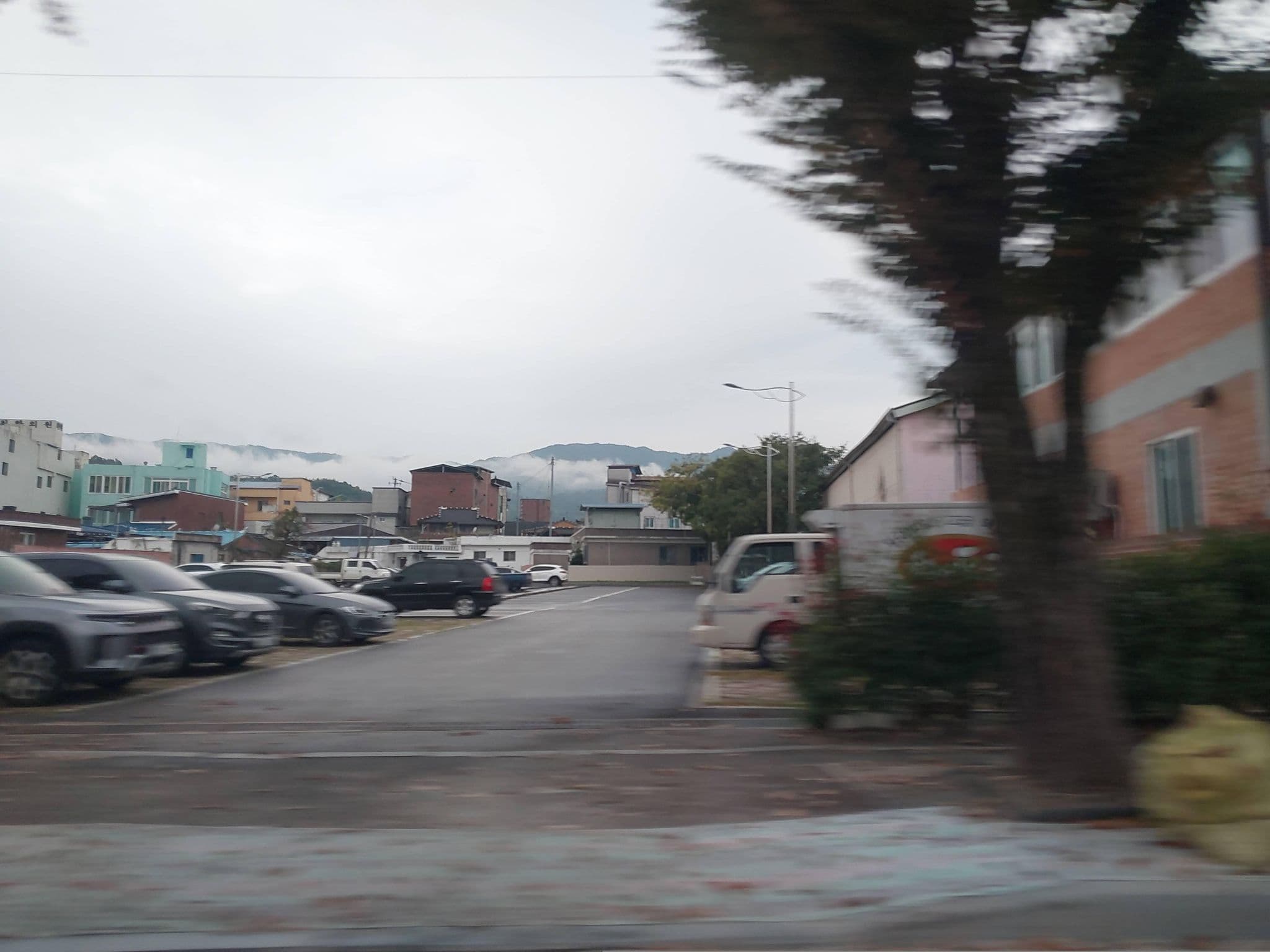Street view near Hotel Yeilstay, Kurye — © ChenJJ (CC BY-SA · Mapillary)