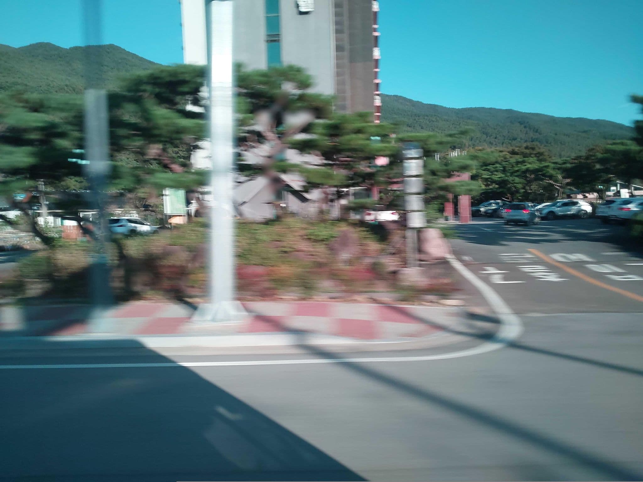 Street view near 지리산 스위스호텔, Kurye — © ChenJJ (CC BY-SA · Mapillary)