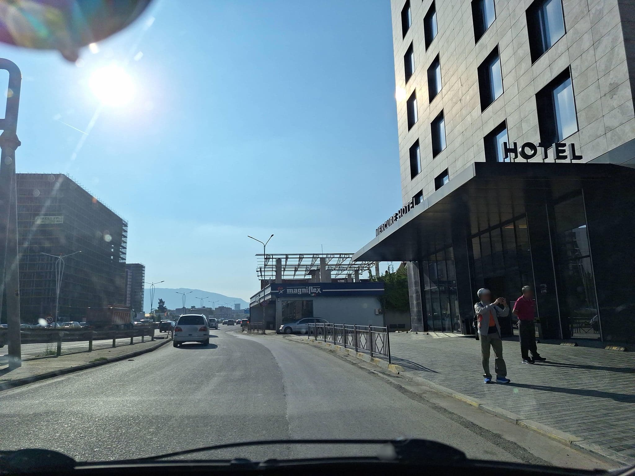 Street view near Mercure, Tirana