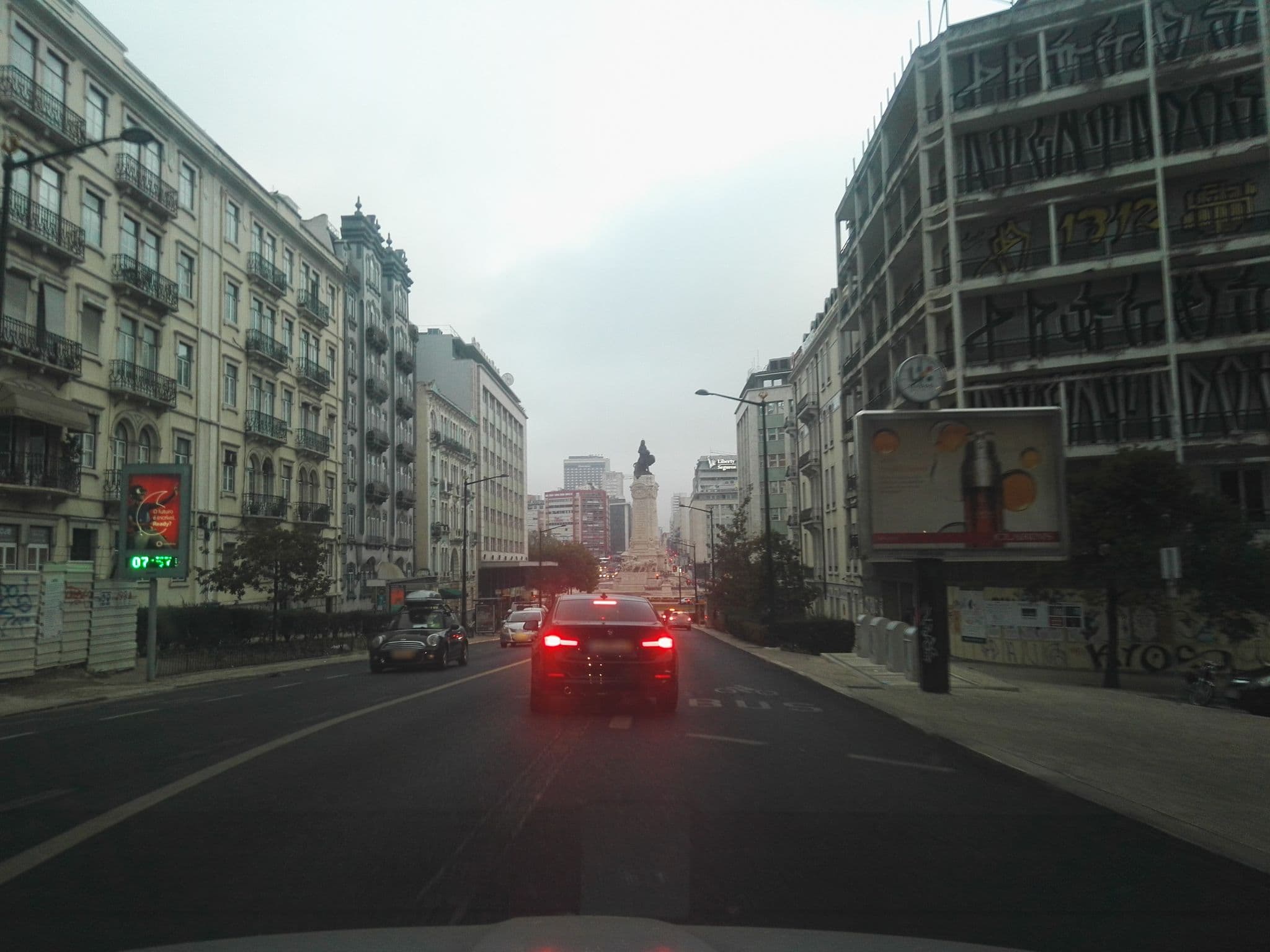 Street view near Lisbon Apartaments, Lisbon — © filipegraciosa (CC BY-SA · Mapillary)
