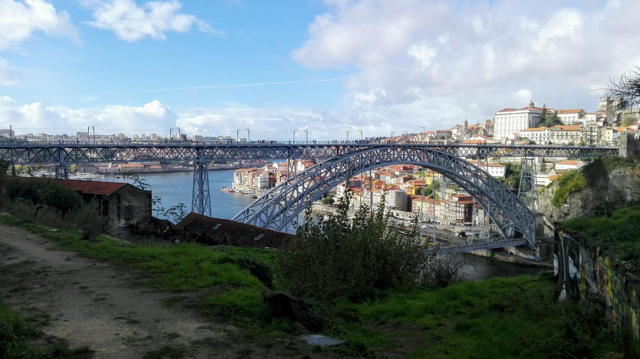 Street view near Bridge It - Suites & Views, Porto