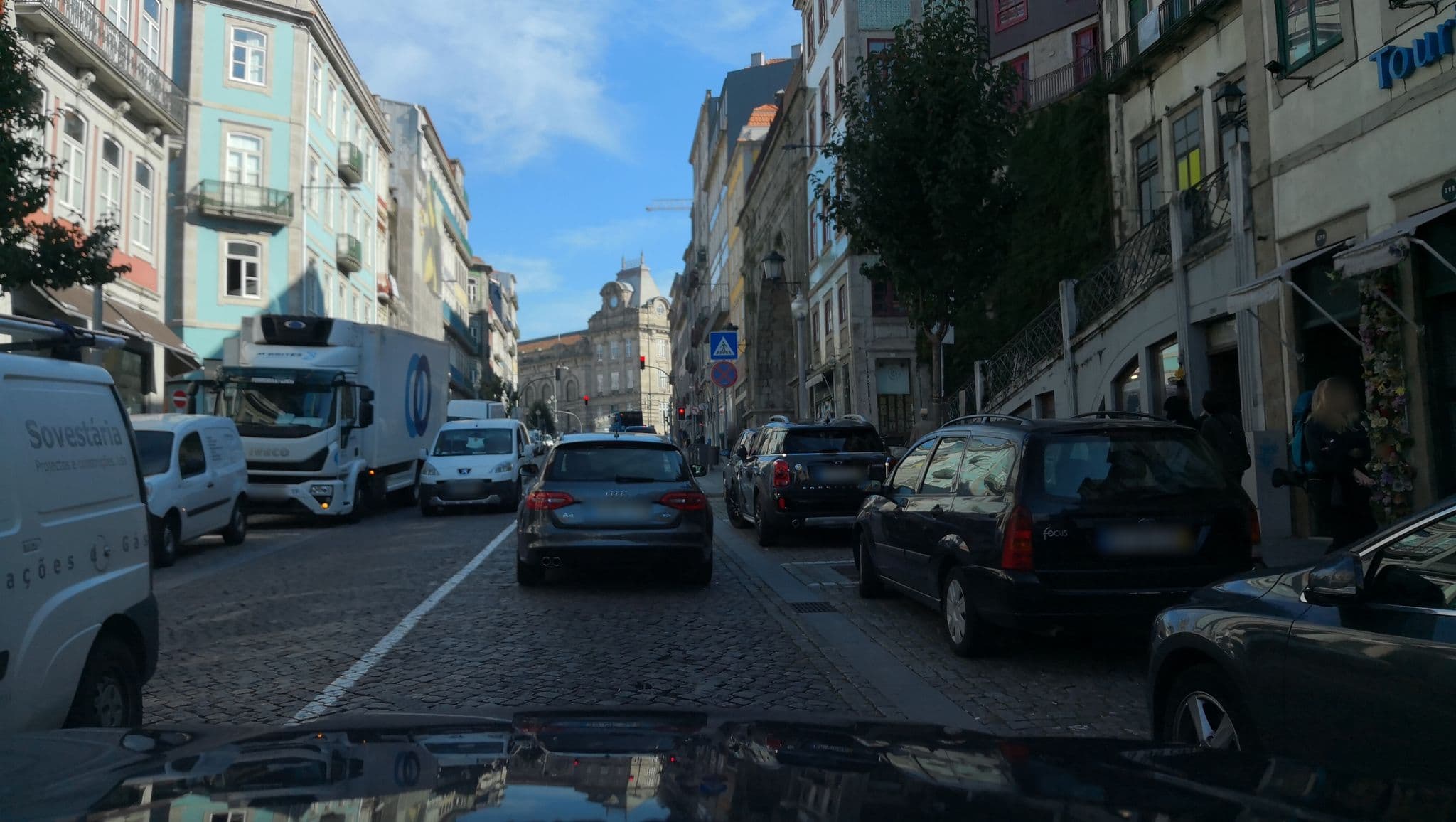 Street view near Best Guest, Porto — © sanjorgepinho (CC BY-SA · Mapillary)